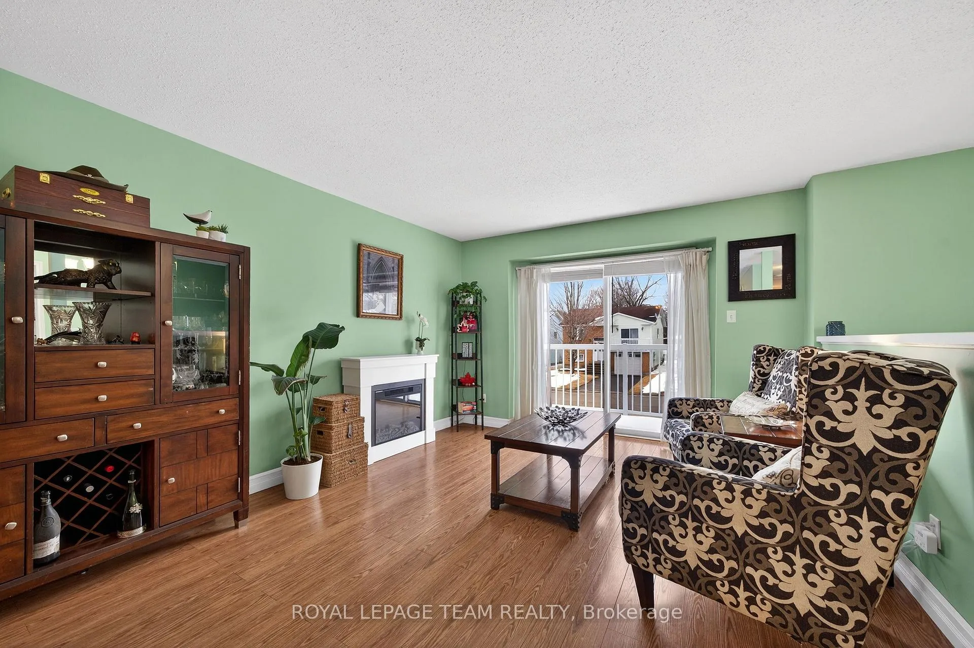 Photo 4 of 78 Merrick Street, Smiths Falls — HOMEH