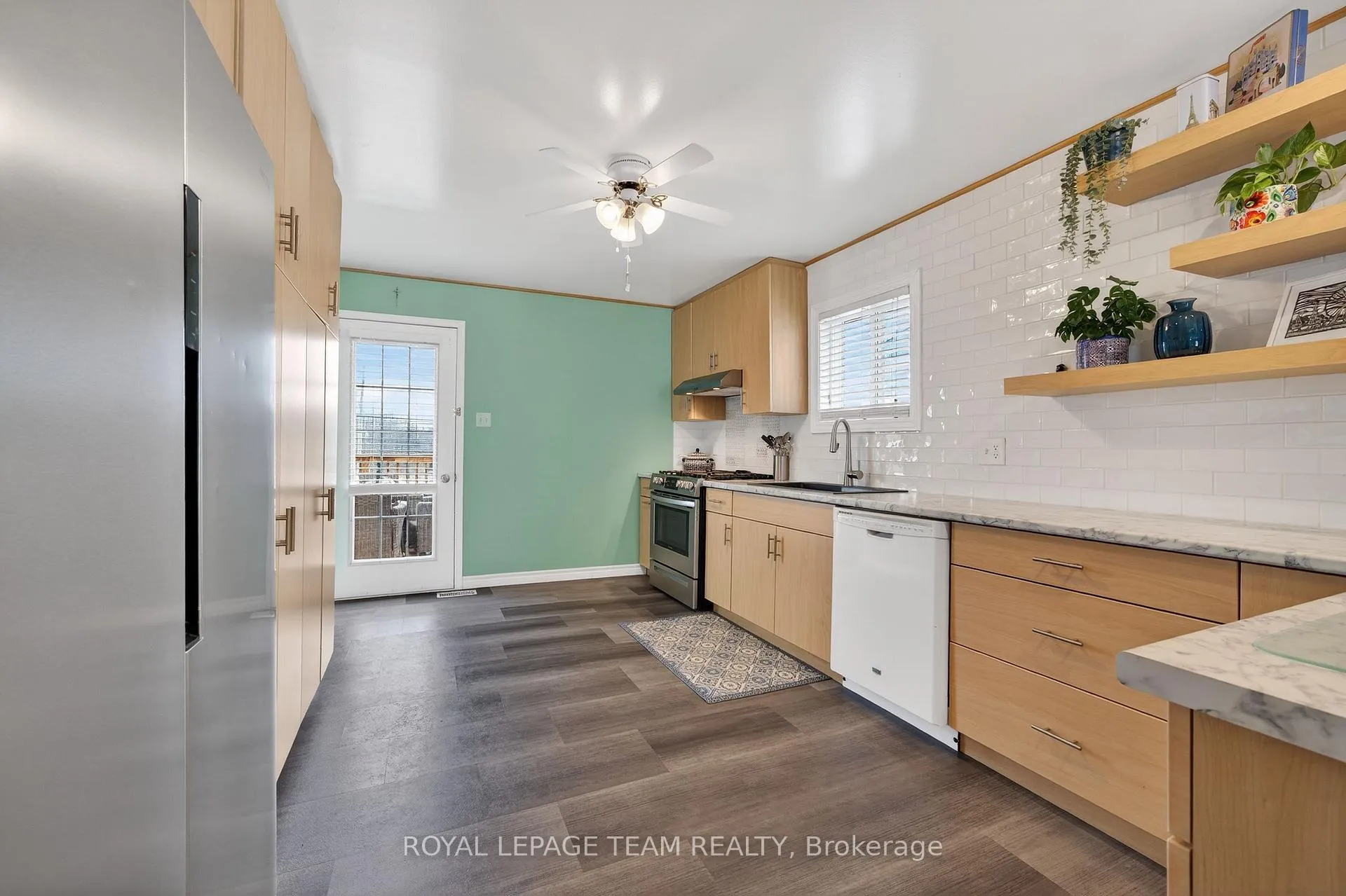 Photo 12 of 78 Merrick Street, Smiths Falls — HOMEH
