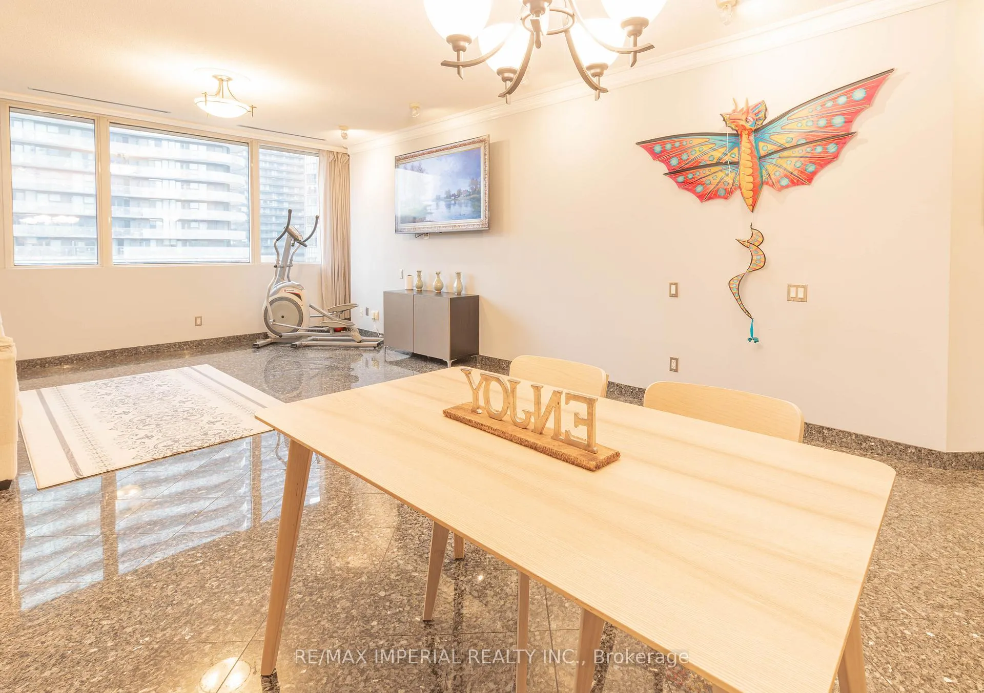 Photo 7 of Unit 913, 555 Yonge Street, Toronto, Church-Yonge Corridor — HOMEH