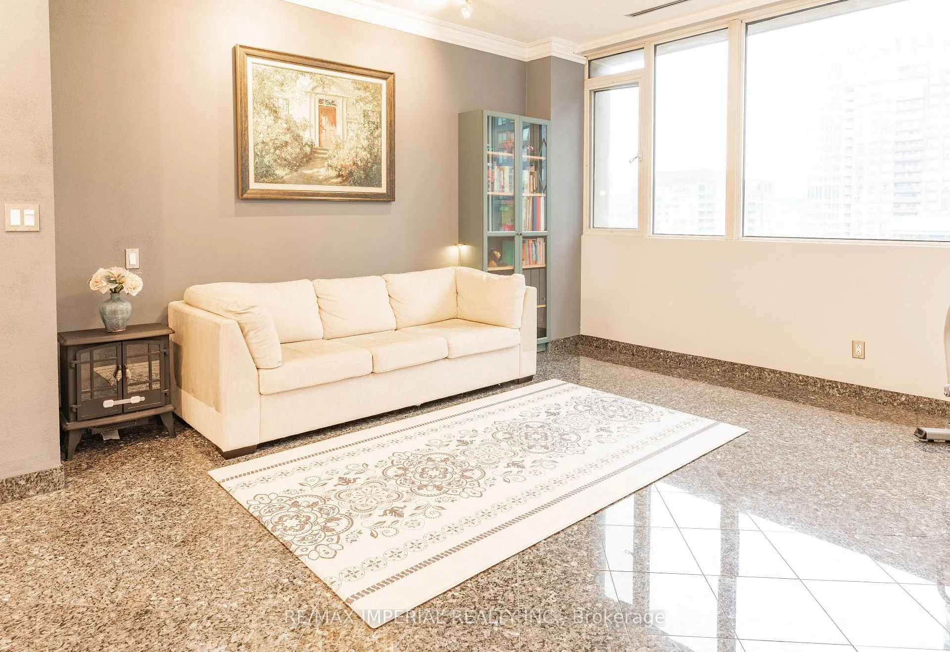 Photo 8 of Unit 913, 555 Yonge Street, Toronto, Church-Yonge Corridor — HOMEH