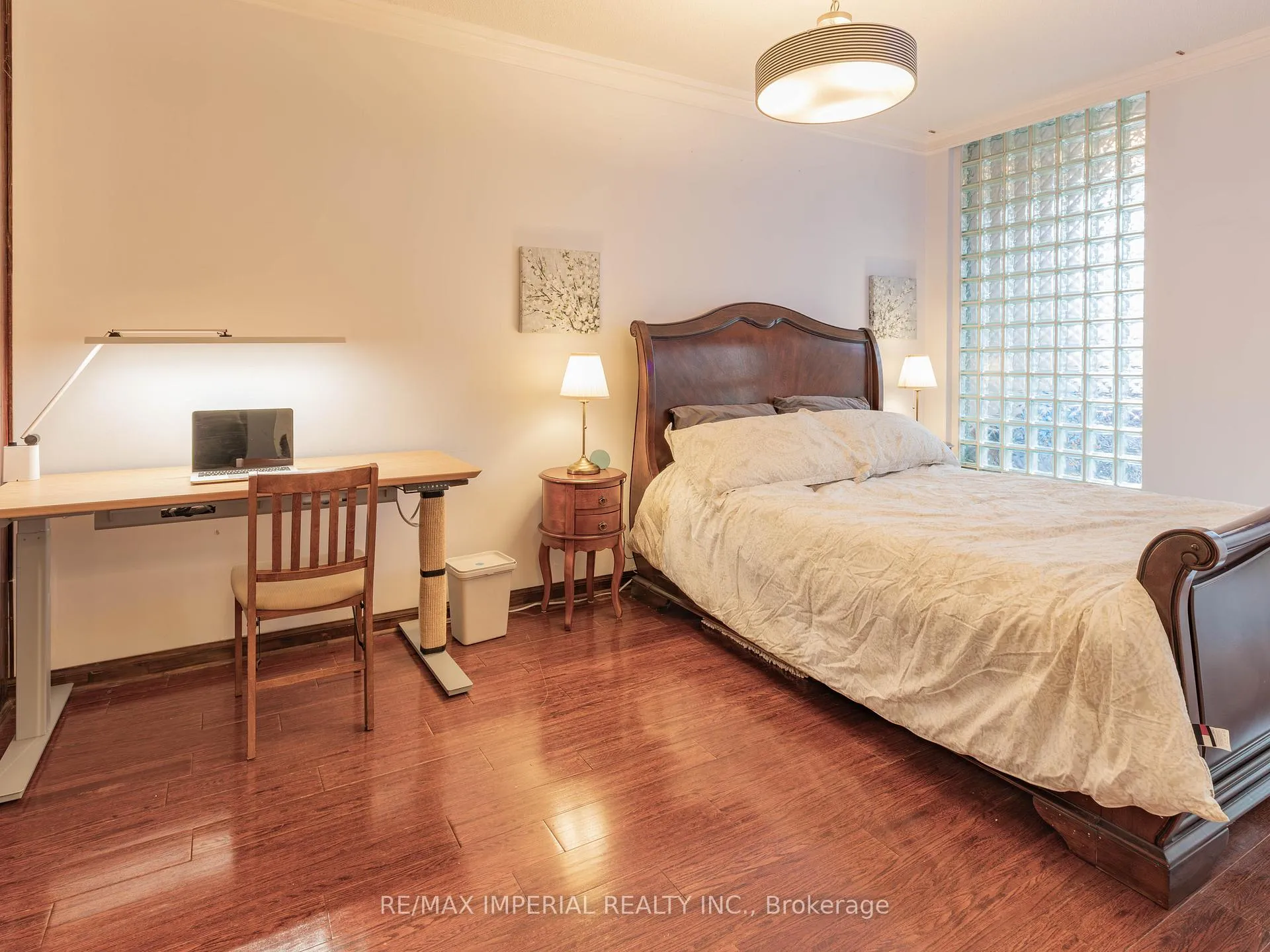 Photo 13 of Unit 913, 555 Yonge Street, Toronto, Church-Yonge Corridor — HOMEH