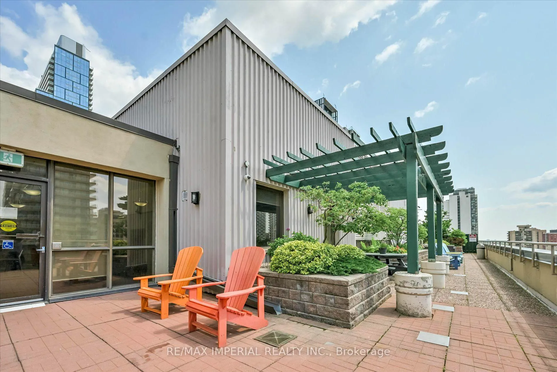 Photo 21 of Unit 913, 555 Yonge Street, Toronto, Church-Yonge Corridor — HOMEH