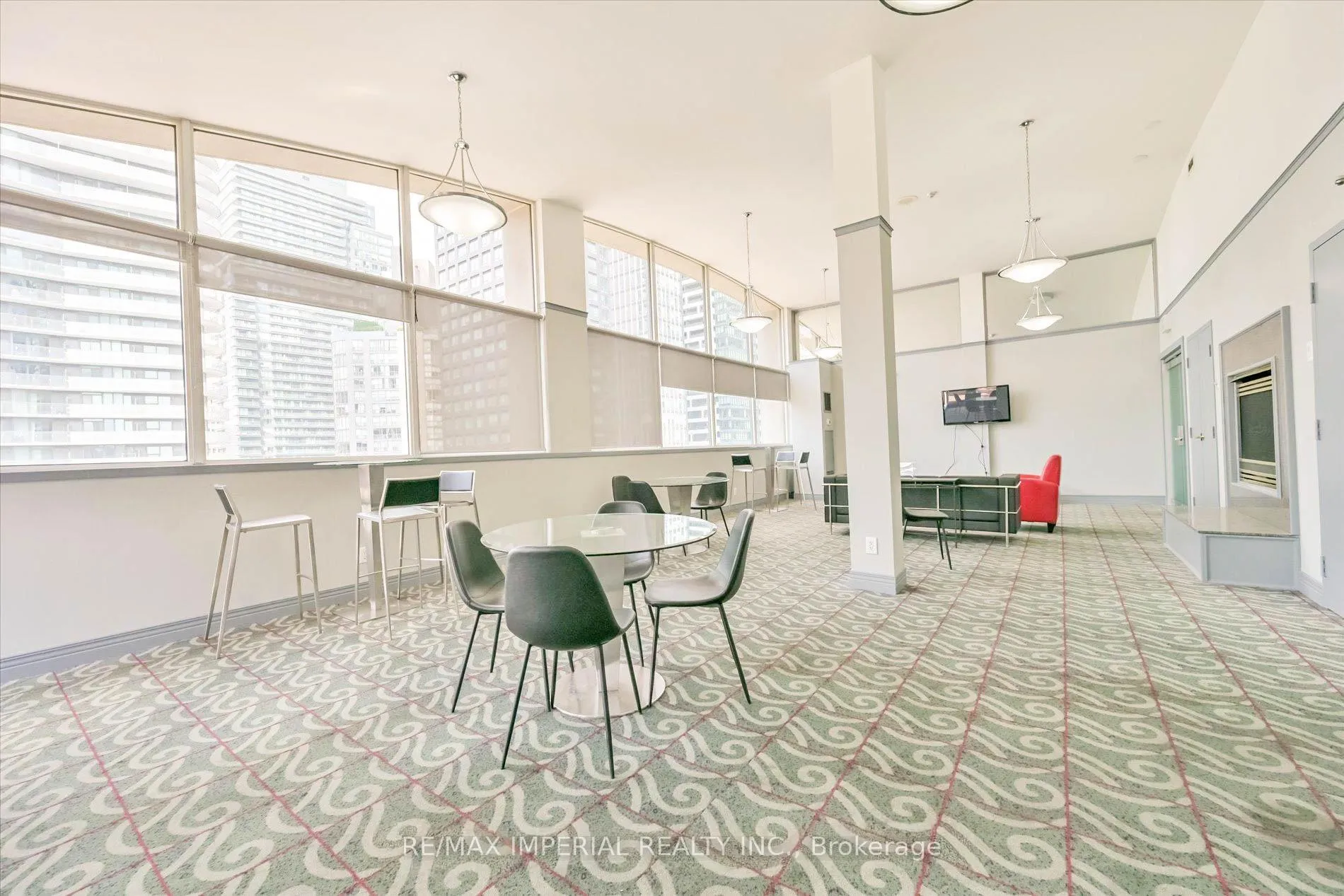 Photo 23 of Unit 913, 555 Yonge Street, Toronto, Church-Yonge Corridor — HOMEH