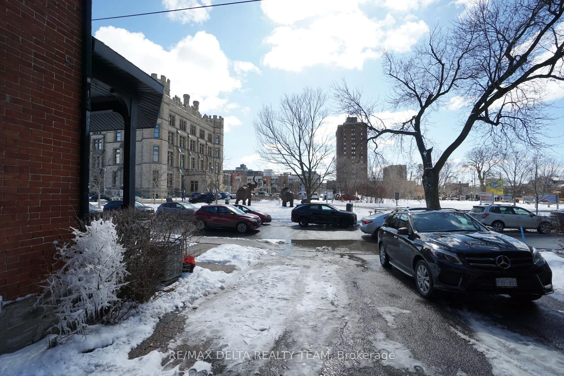 Photo 5 of Unit 2, 271 Mcleod Street, Ottawa, Ottawa Centre — HOMEH