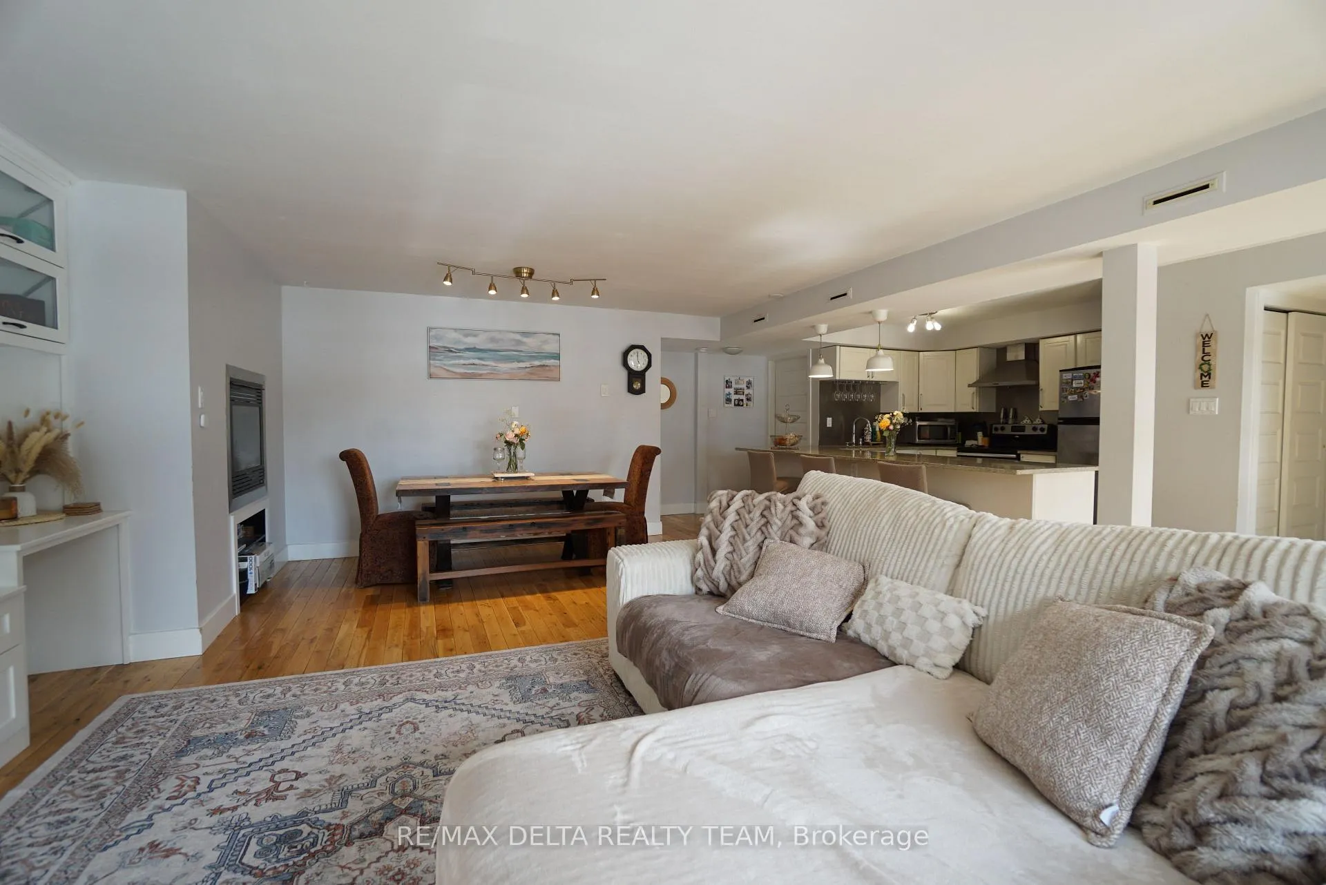 Photo 12 of Unit 2, 271 Mcleod Street, Ottawa, Ottawa Centre — HOMEH