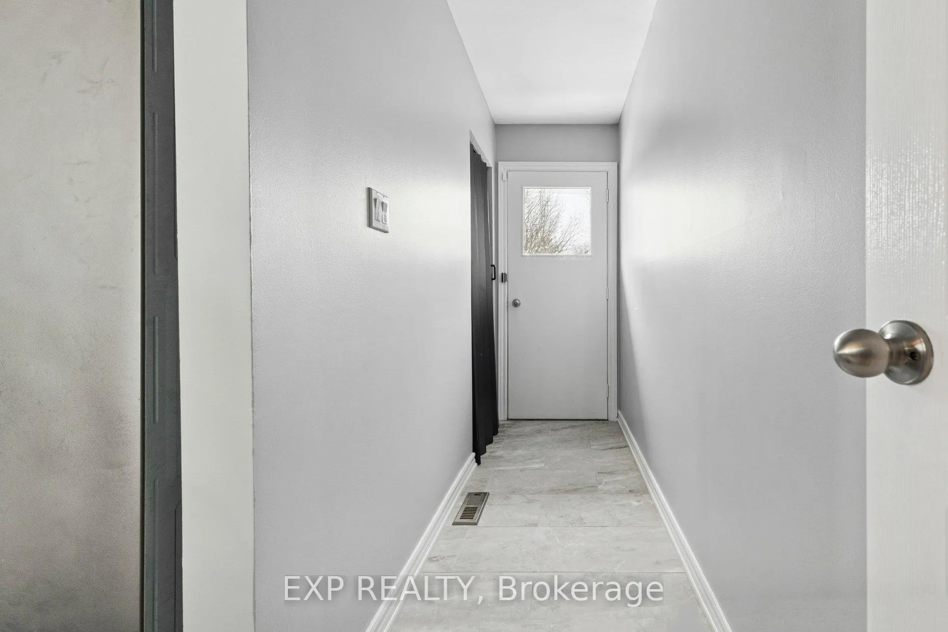 Photo 33 of 243 Coventry Court, Oshawa, Eastdale — HOMEH