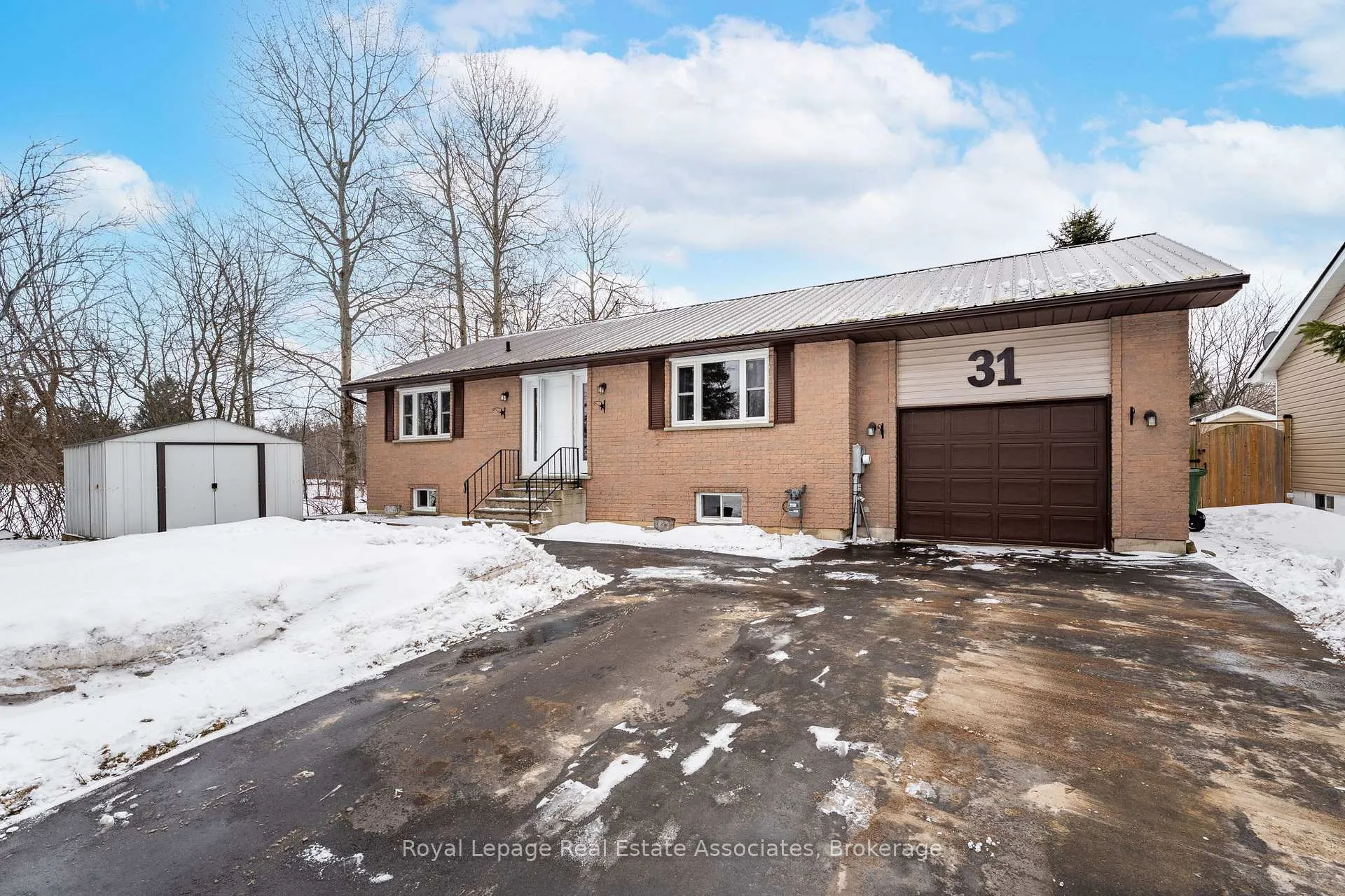 Photo 2 of 31 Highpoint Street, Southgate — HOMEH