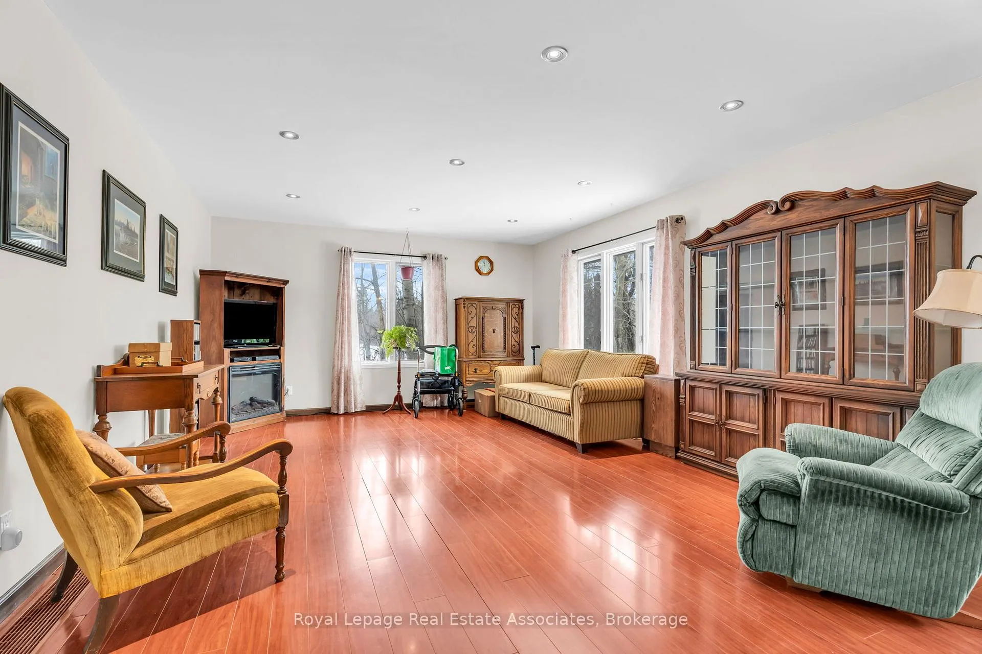 Photo 10 of 31 Highpoint Street, Southgate — HOMEH