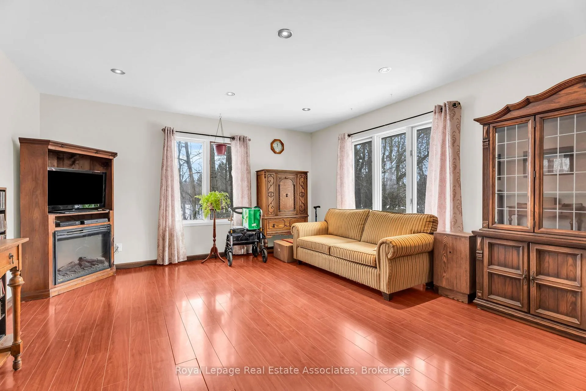Photo 11 of 31 Highpoint Street, Southgate — HOMEH