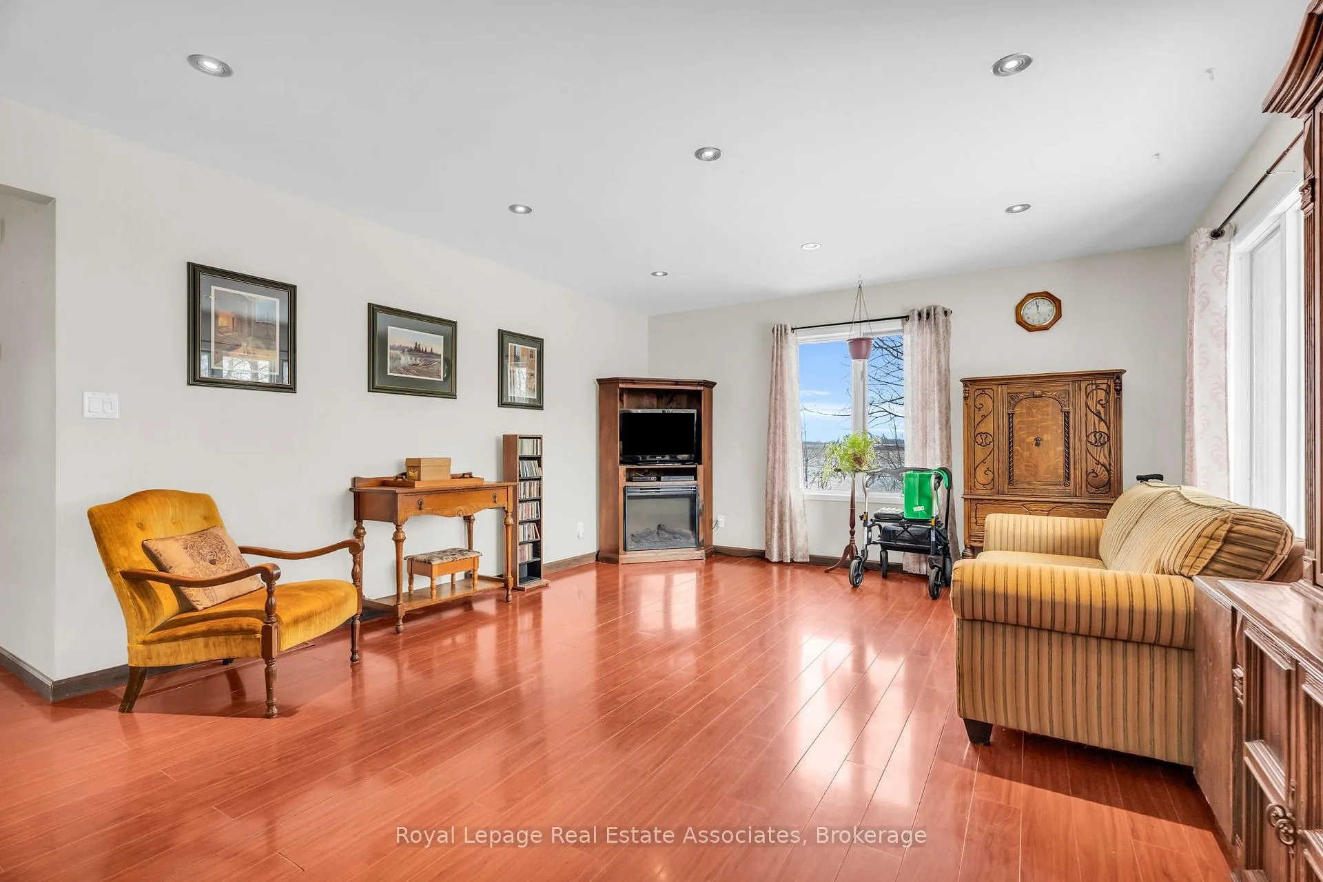 Photo 12 of 31 Highpoint Street, Southgate — HOMEH