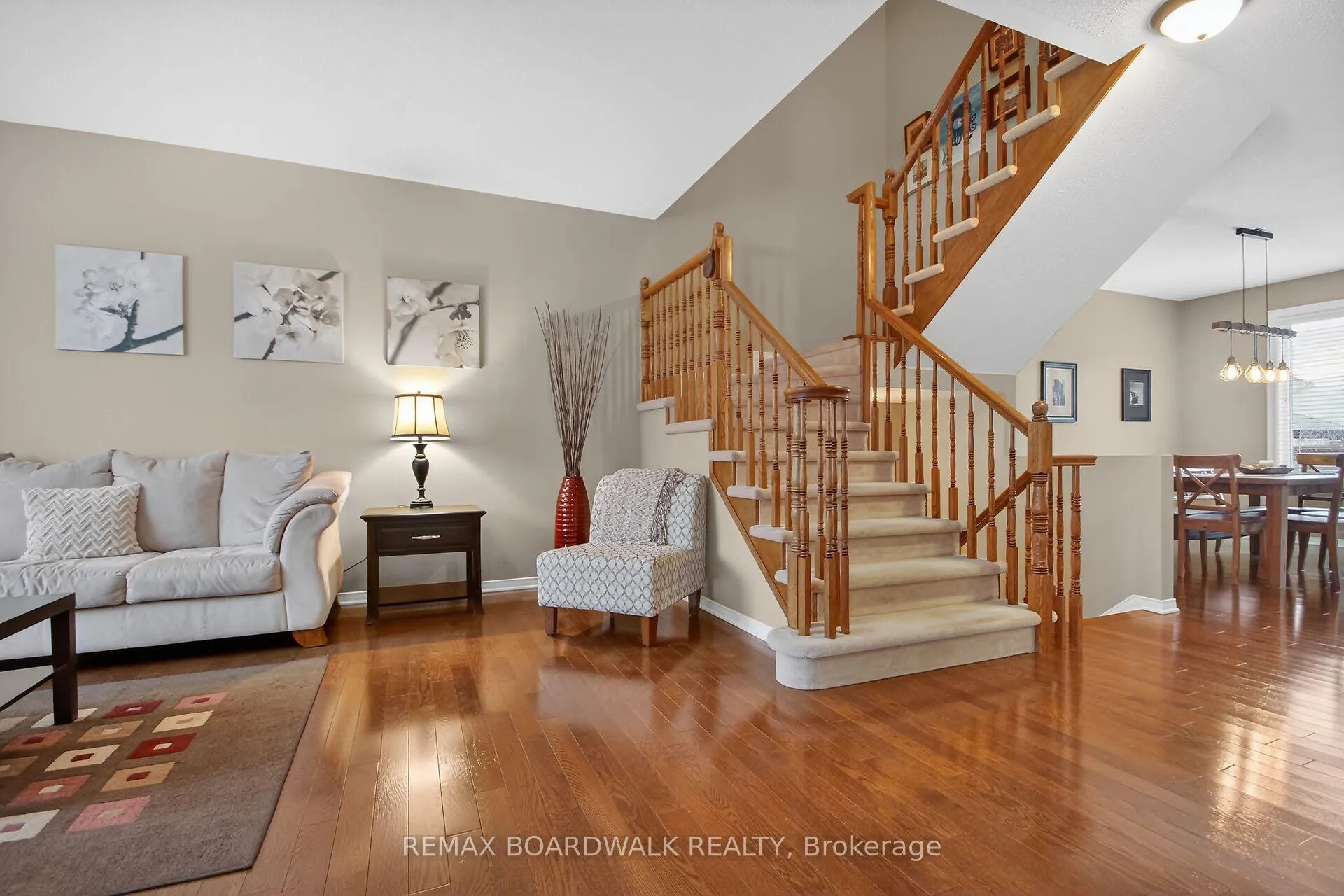 Photo 5 of 309 Chestermere Crescent, Ottawa, Barrhaven - Strandherd — HOMEH