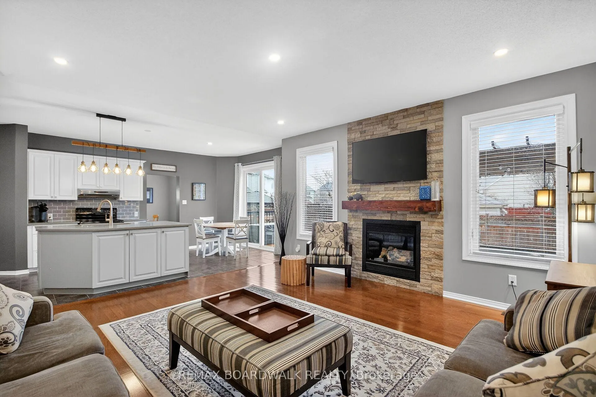 Photo 16 of 309 Chestermere Crescent, Ottawa, Barrhaven - Strandherd — HOMEH