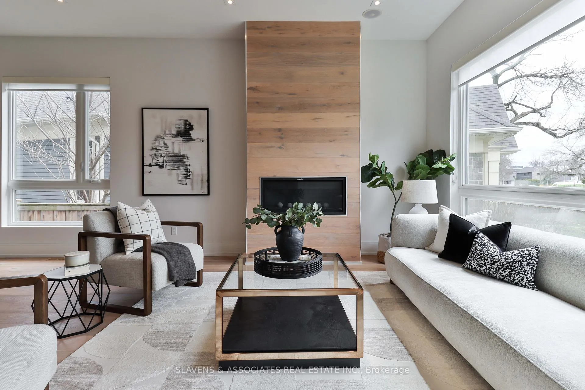 Photo 5 of 271 Jennings Crescent, Oakville, Bronte — HOMEH