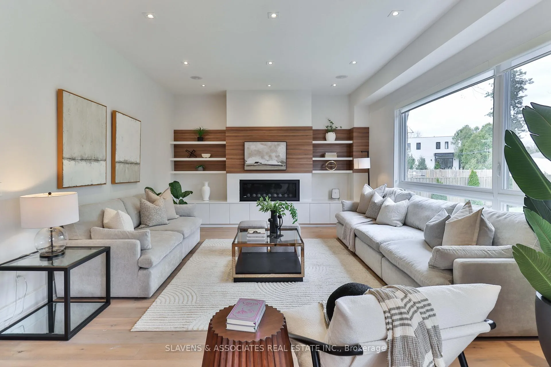 Photo 15 of 271 Jennings Crescent, Oakville, Bronte — HOMEH