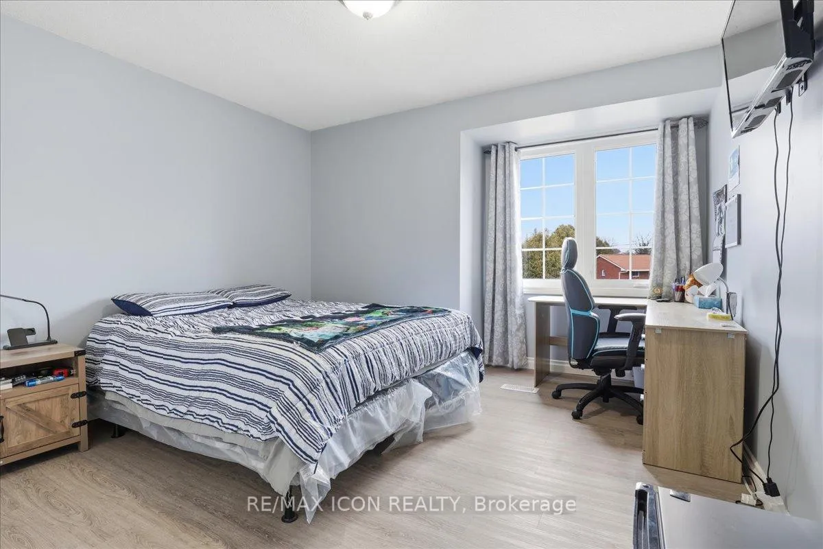 Photo 15 of 6 Bannister Street, Brant, Oakland — HOMEH