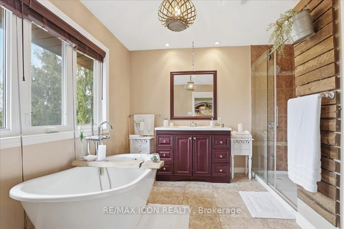 Photo 18 of 6 Bannister Street, Brant, Oakland — HOMEH