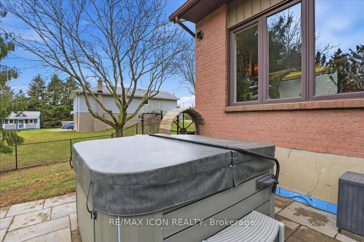 Photo 32 of 6 Bannister Street, Brant, Oakland — HOMEH
