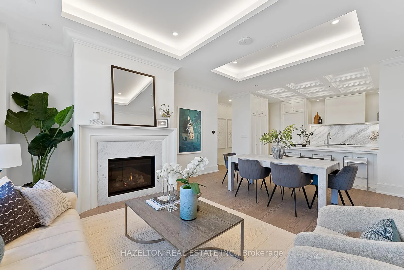 Photo 7 of Unit 404, 128 Hazelton Avenue, Toronto, The Annex — HOMEH