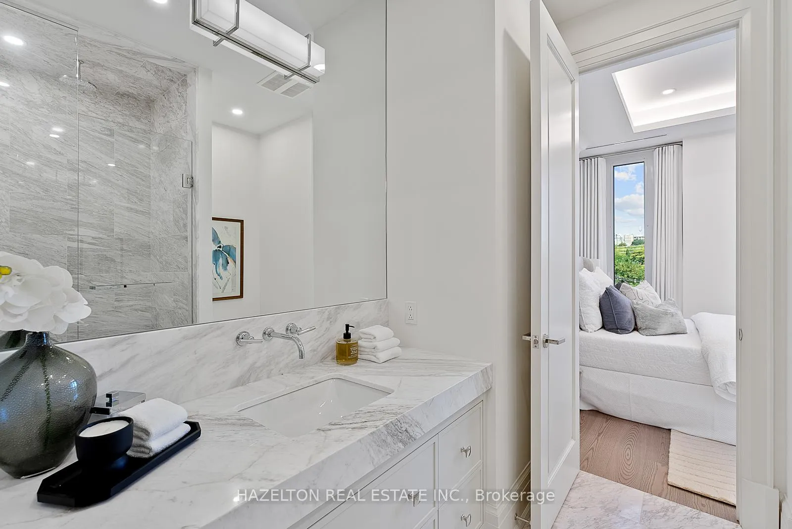 Photo 21 of Unit 404, 128 Hazelton Avenue, Toronto, The Annex — HOMEH
