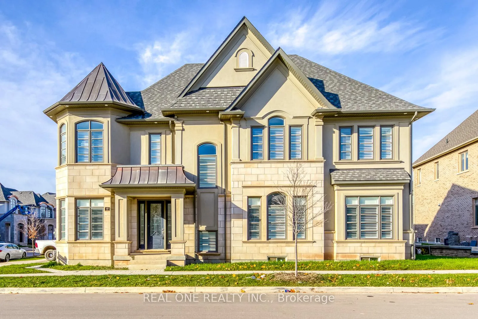 Photo 1 of 69 Threshing Mill Boulevard, Oakville, Glenorchy — HOMEH