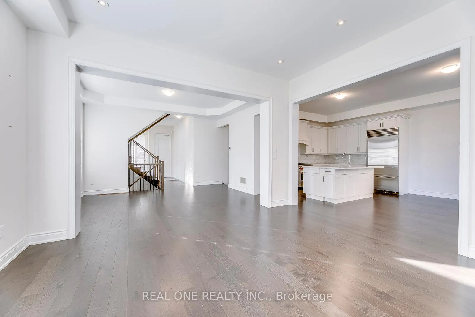 Photo 11 of 69 Threshing Mill Boulevard, Oakville, Glenorchy — HOMEH