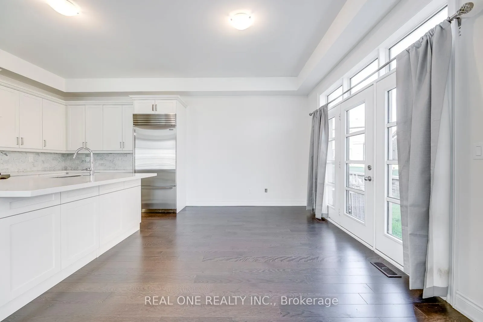 Photo 21 of 69 Threshing Mill Boulevard, Oakville, Glenorchy — HOMEH
