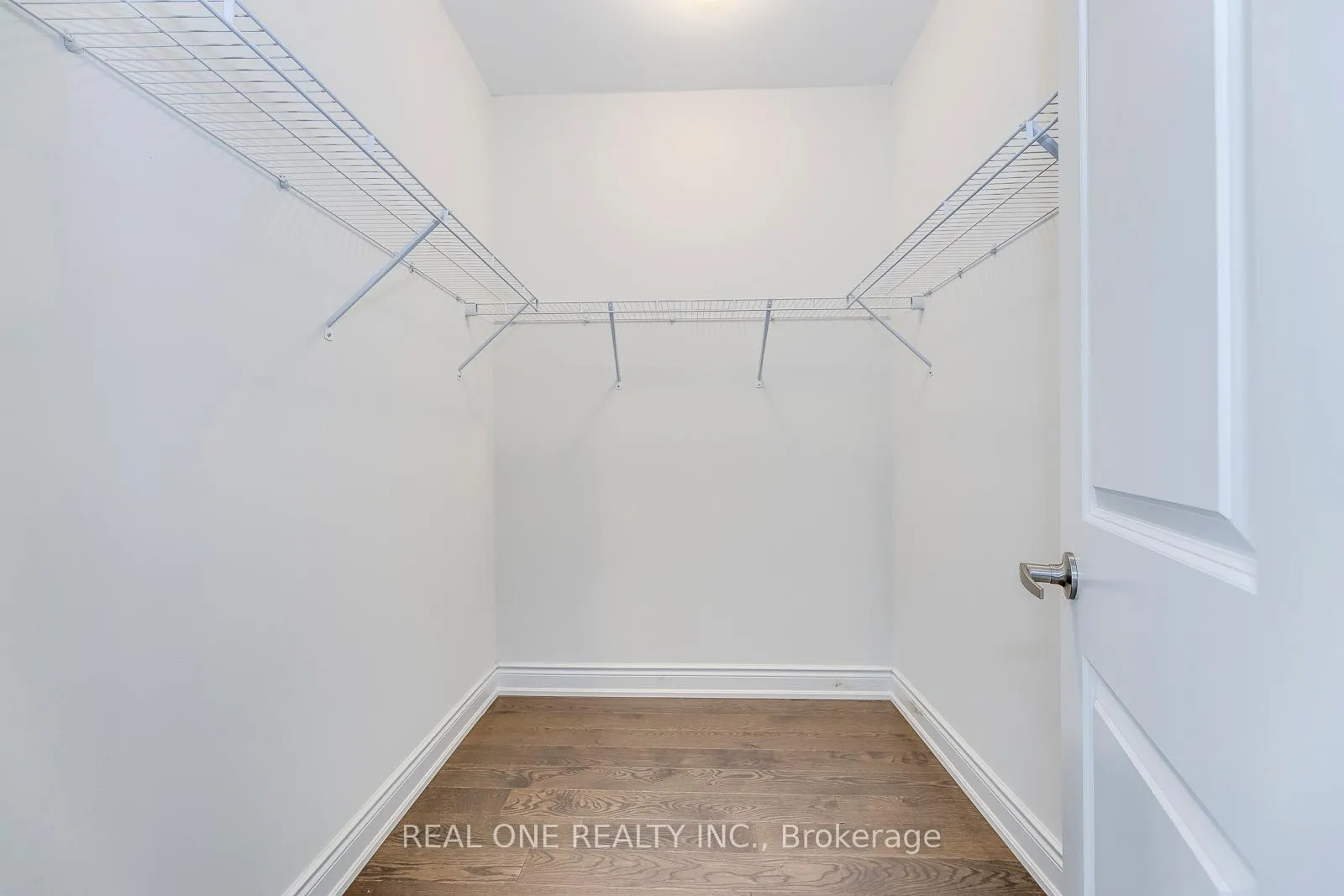 Photo 32 of 69 Threshing Mill Boulevard, Oakville, Glenorchy — HOMEH