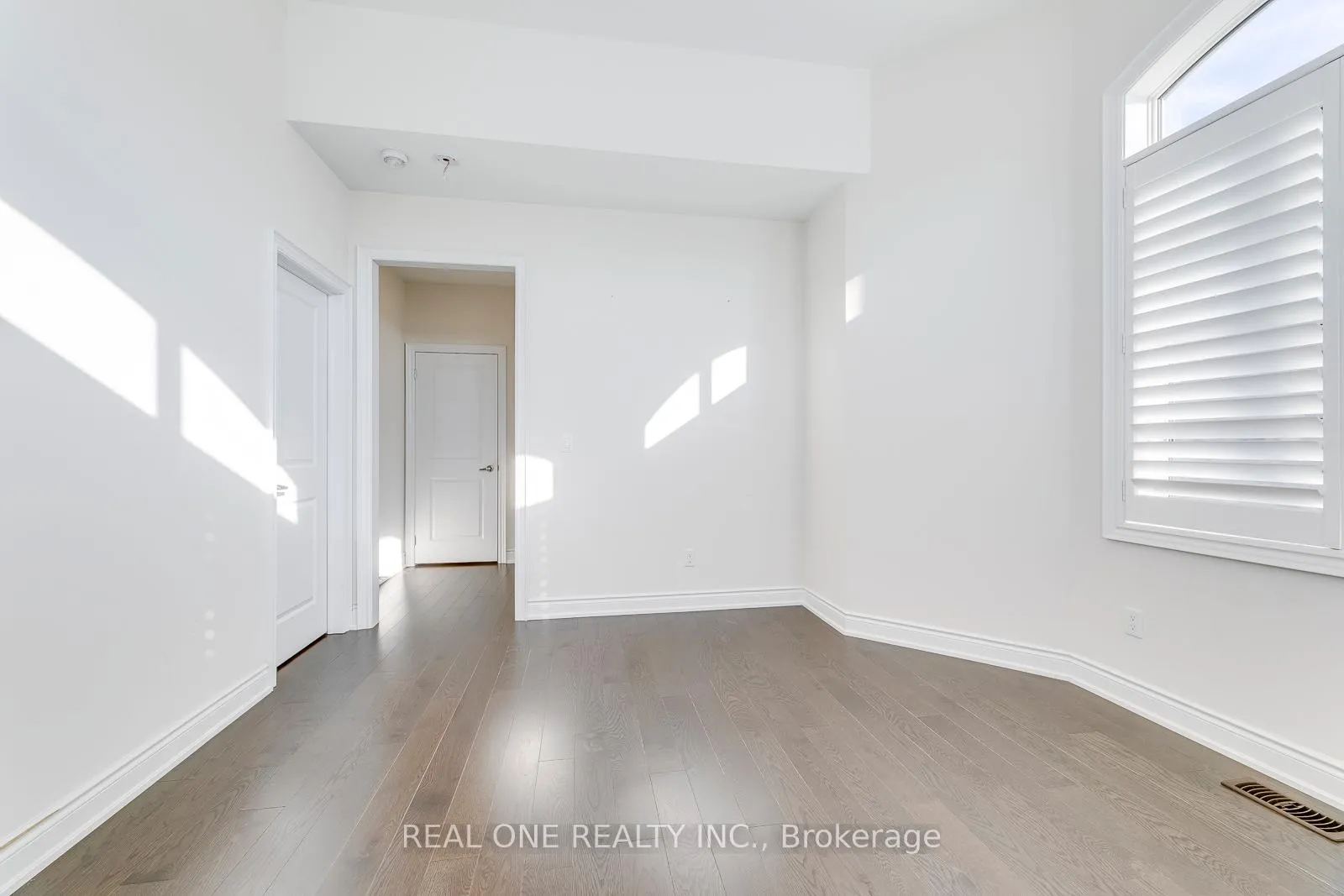 Photo 39 of 69 Threshing Mill Boulevard, Oakville, Glenorchy — HOMEH