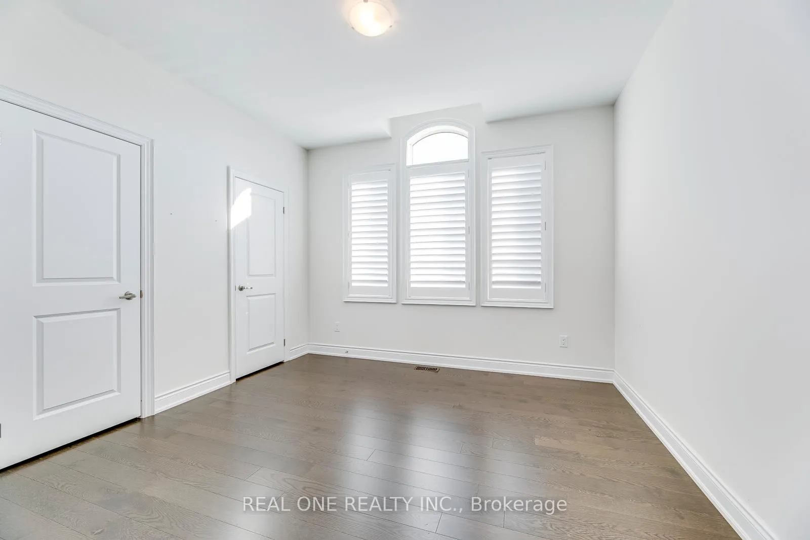 Photo 40 of 69 Threshing Mill Boulevard, Oakville, Glenorchy — HOMEH