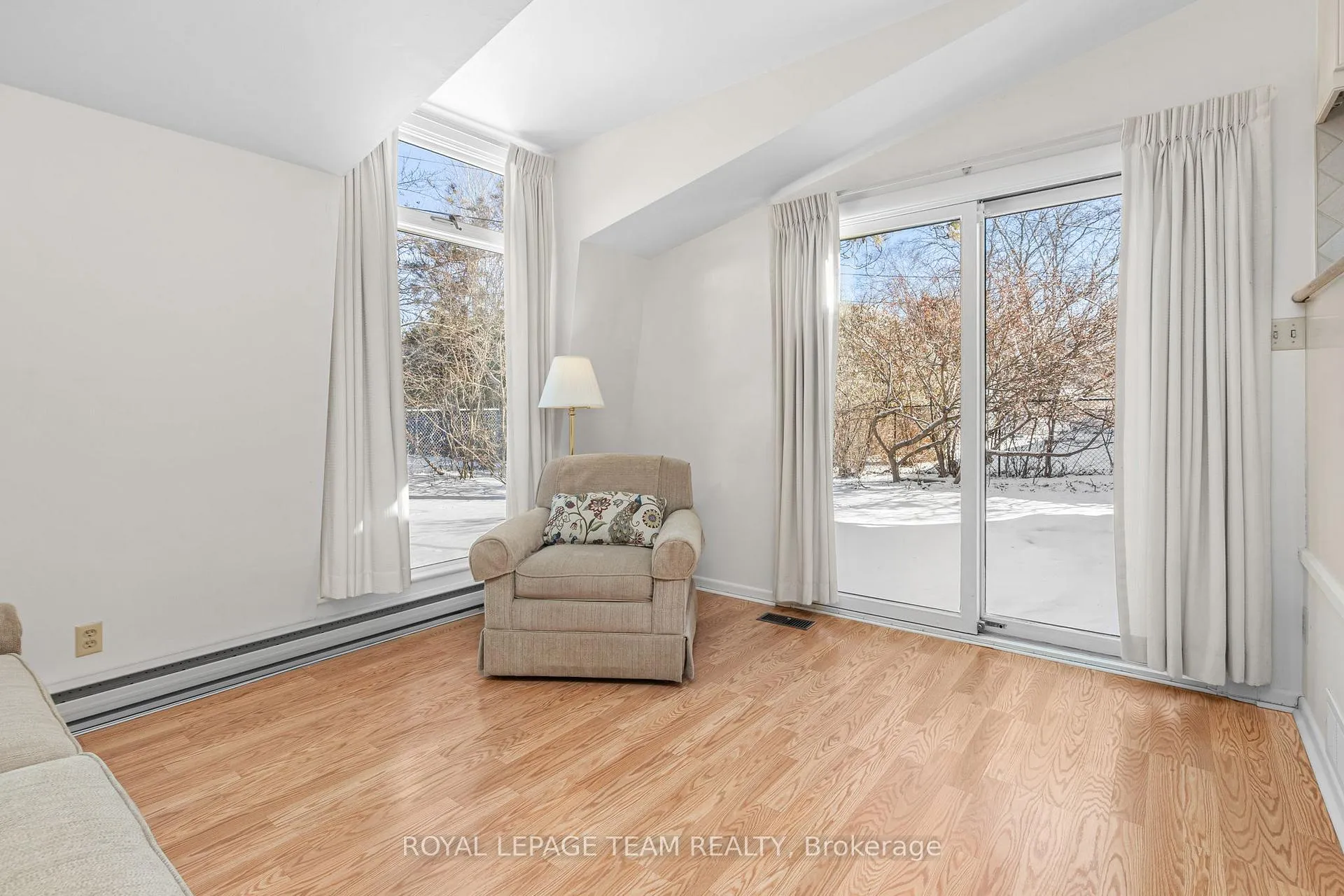 Photo 27 of 7 Kimberley Road, Ottawa, Lynwood Village — HOMEH