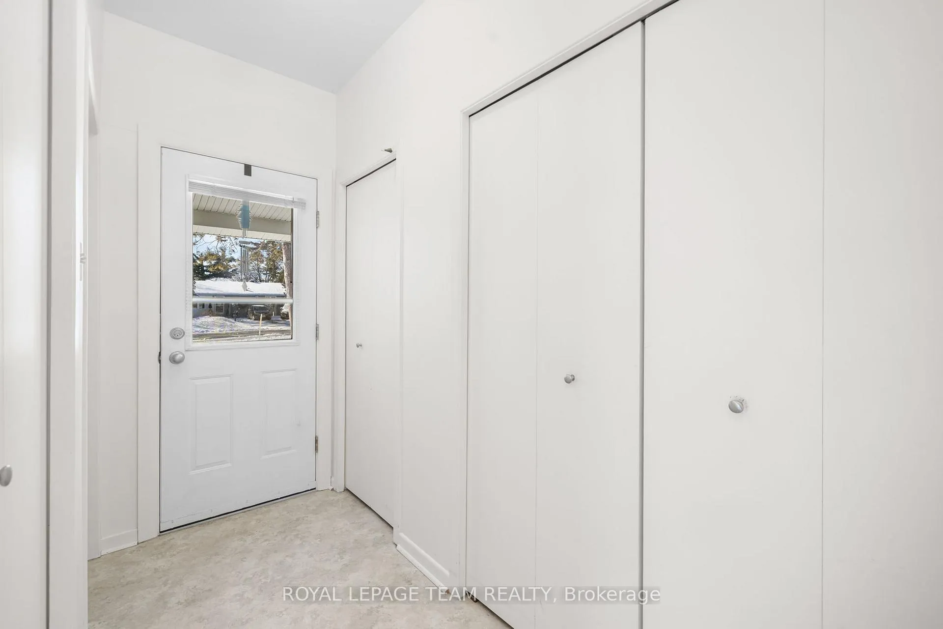 Photo 34 of 7 Kimberley Road, Ottawa, Lynwood Village — HOMEH