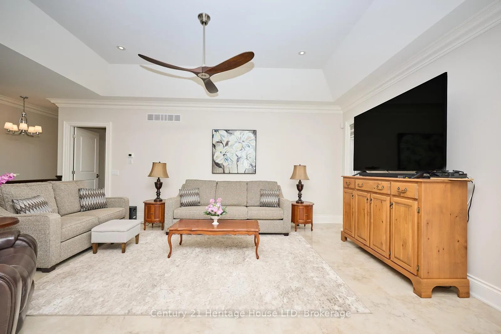 Photo 10 of 17 Biggar Road, Thorold, Port Robinson — HOMEH