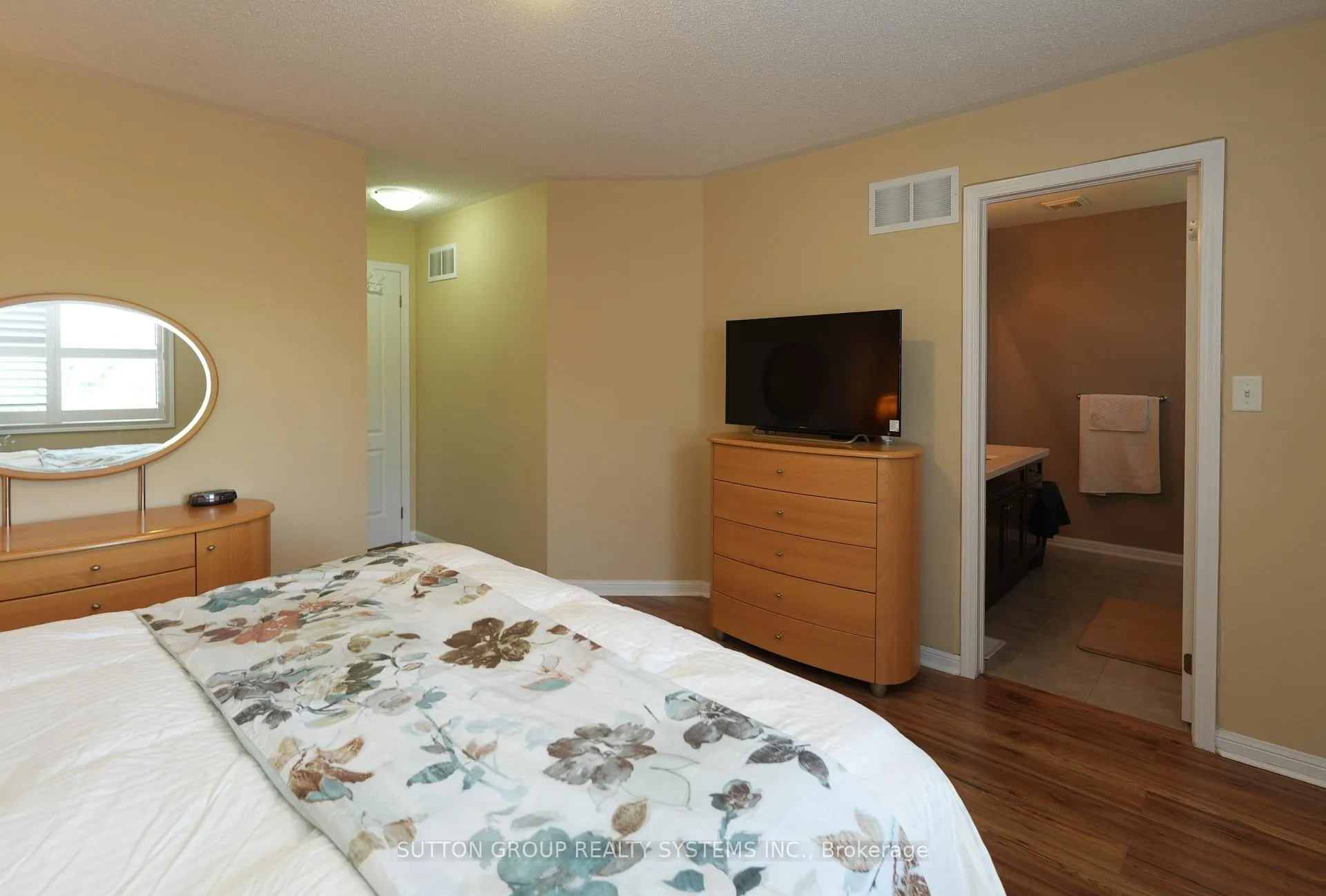 Photo 23 of 35 Bleasdale Avenue, Brampton, Northwest Brampton — HOMEH