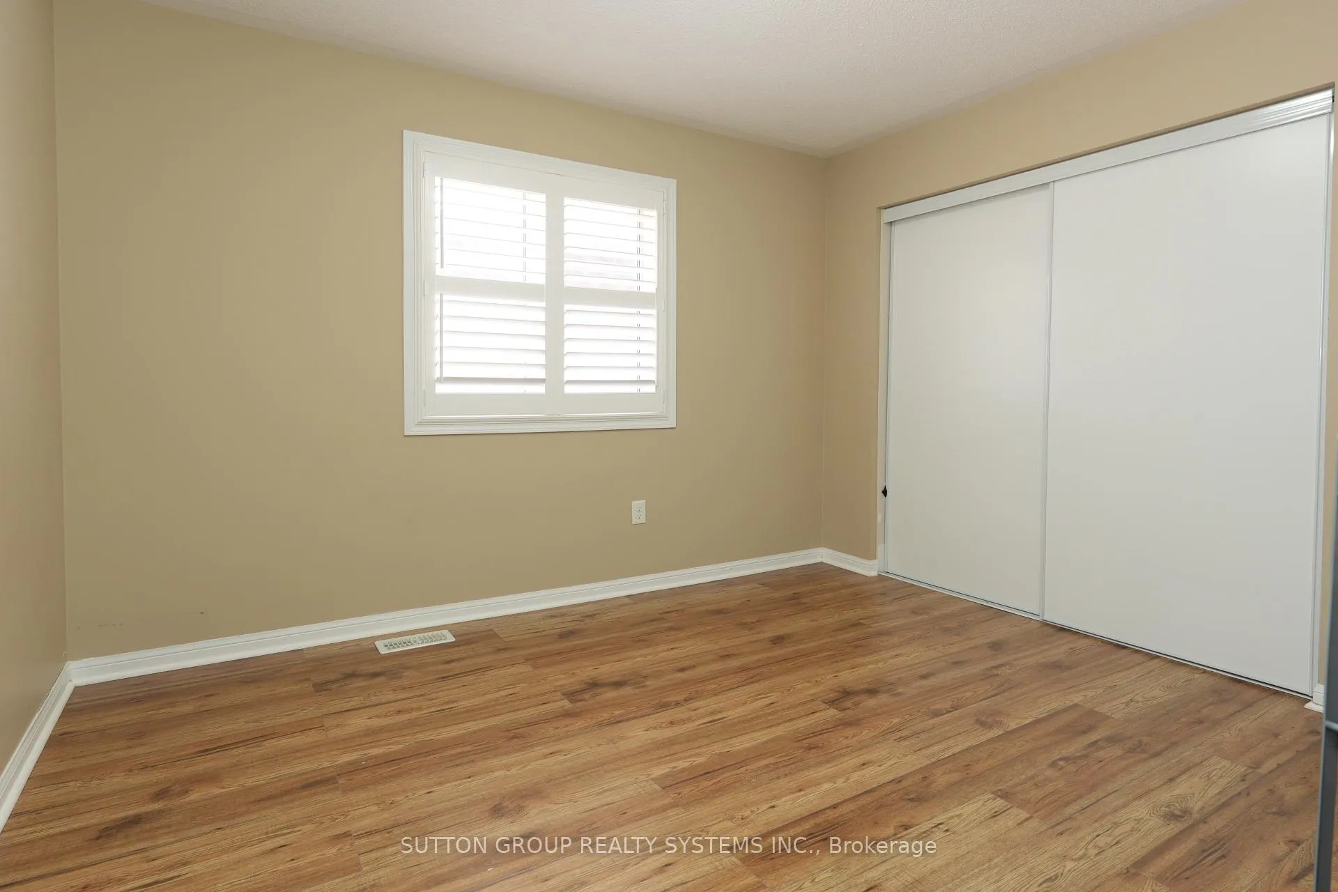 Photo 25 of 35 Bleasdale Avenue, Brampton, Northwest Brampton — HOMEH