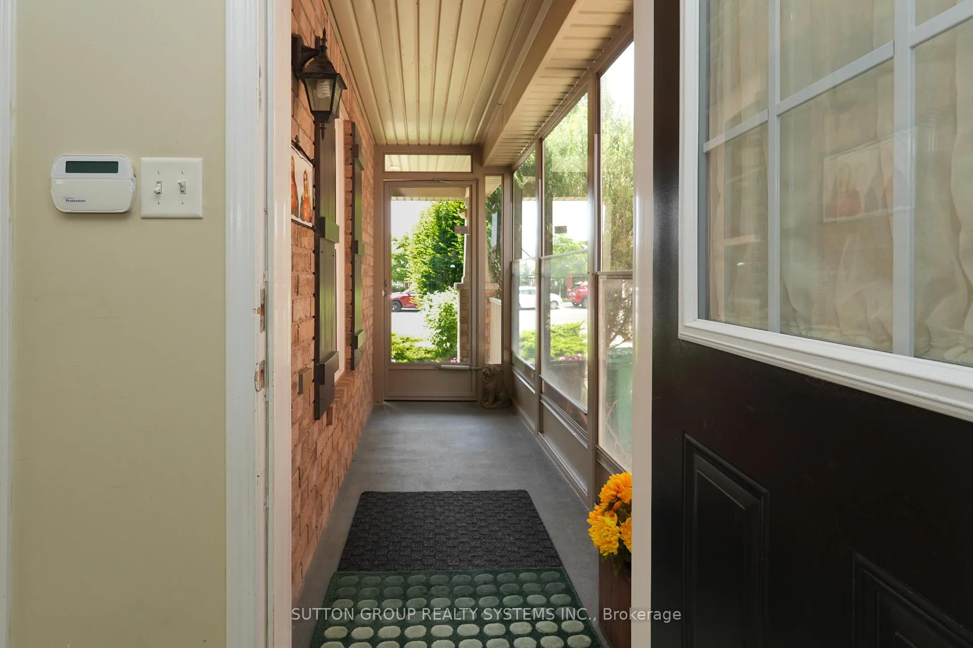 Photo 33 of 35 Bleasdale Avenue, Brampton, Northwest Brampton — HOMEH