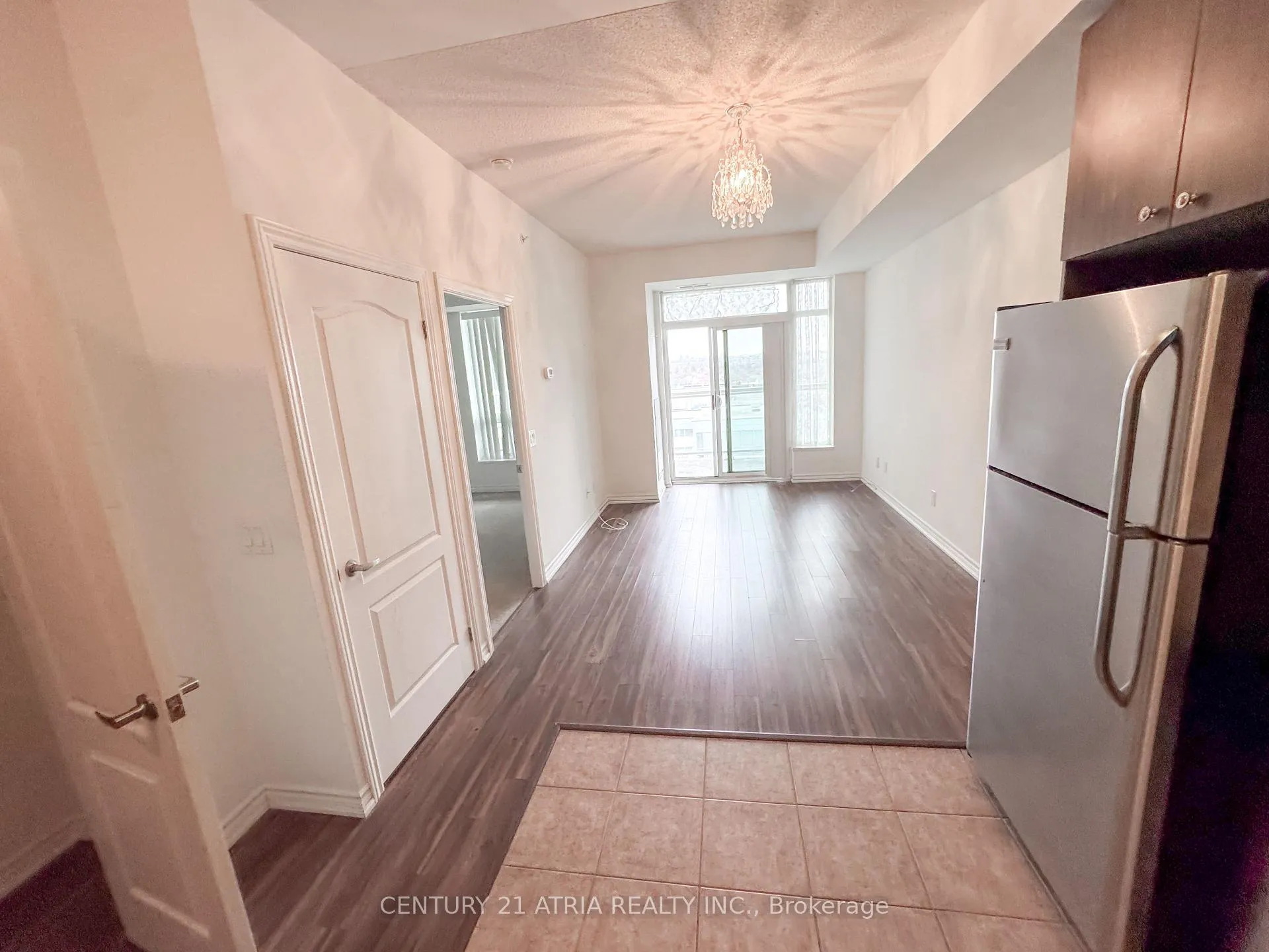 Photo 9 of Unit 902, 8323 Kennedy Road, Markham, Village Green-South Unionville — HOMEH