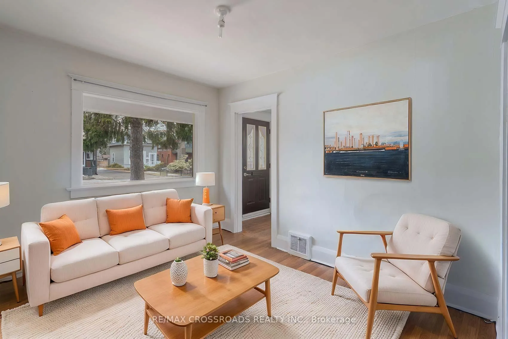 Photo 10 of 101 Cornell Avenue, Scarborough, Birchcliffe-Cliffside — HOMEH