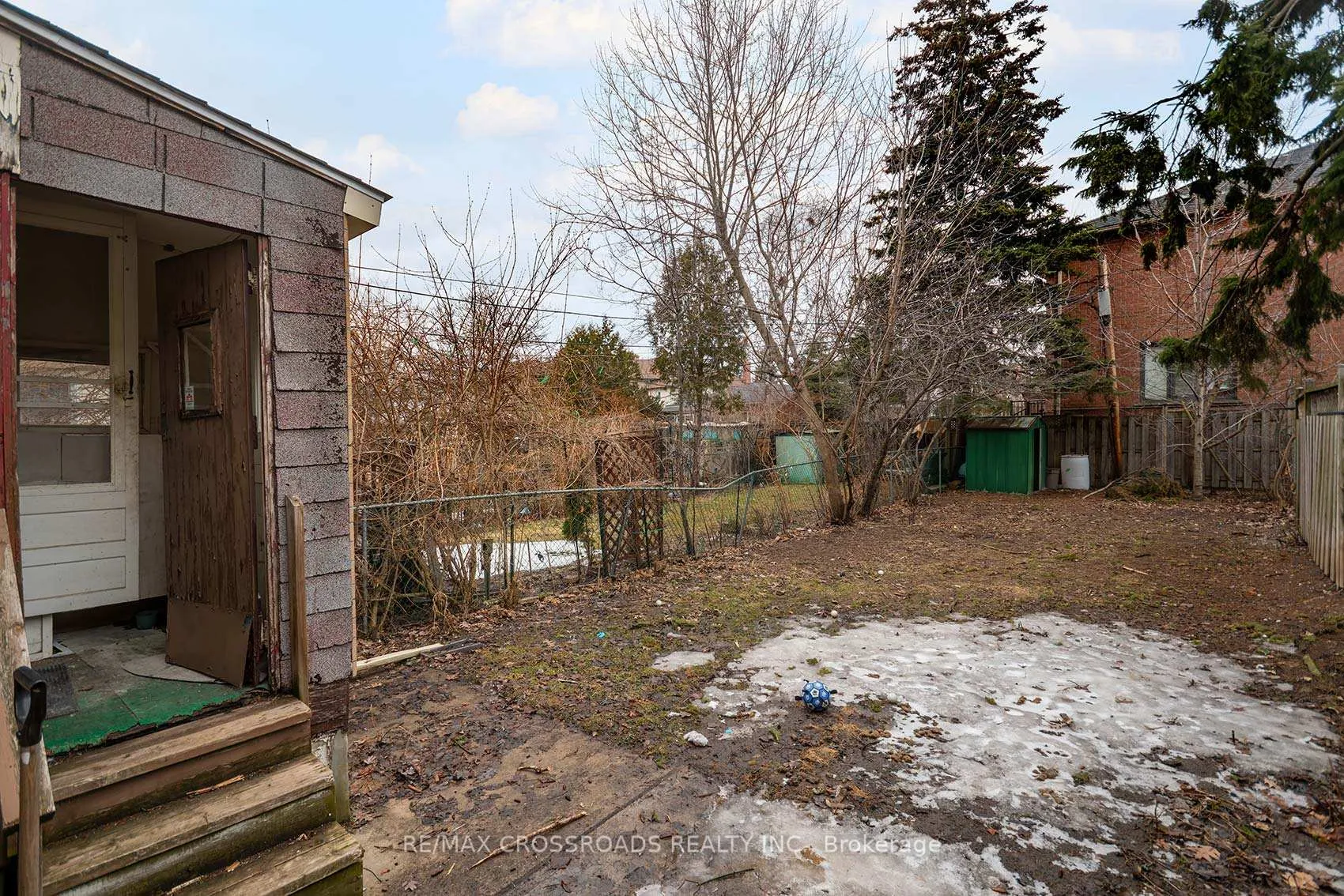 Photo 37 of 101 Cornell Avenue, Scarborough, Birchcliffe-Cliffside — HOMEH