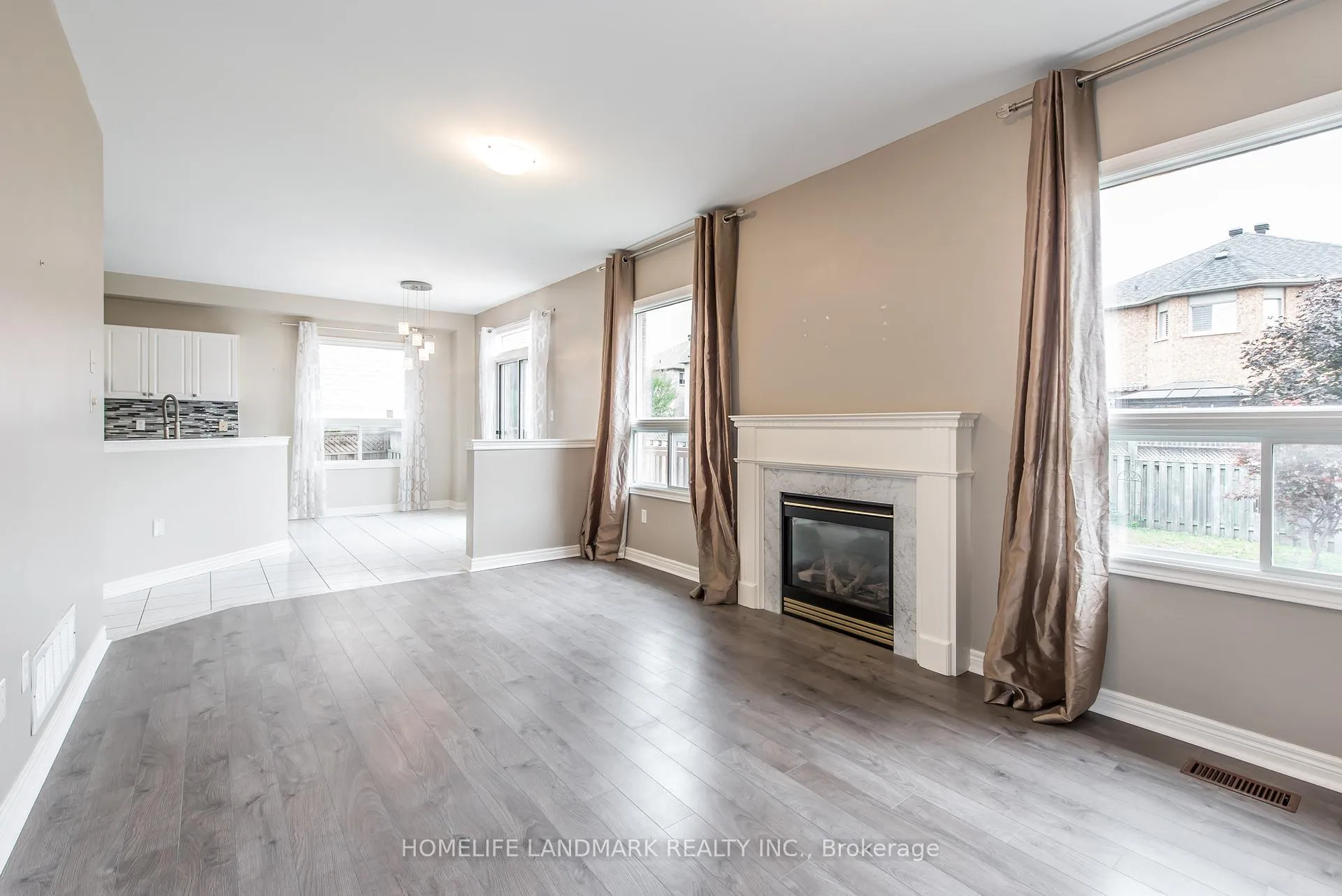 Photo 5 of 97 Annina Crescent, Markham, Village Green-South Unionville — HOMEH