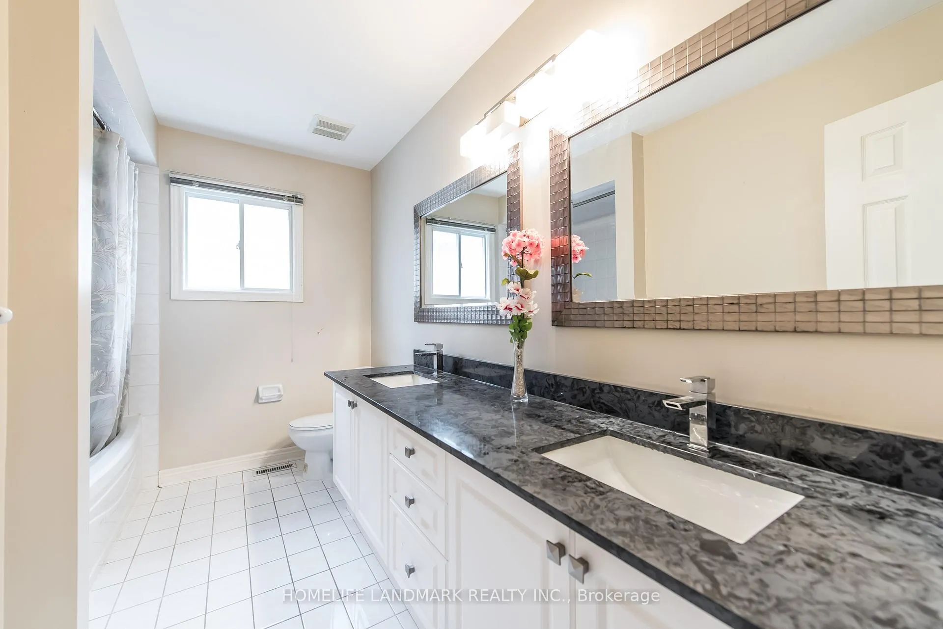 Photo 16 of 97 Annina Crescent, Markham, Village Green-South Unionville — HOMEH