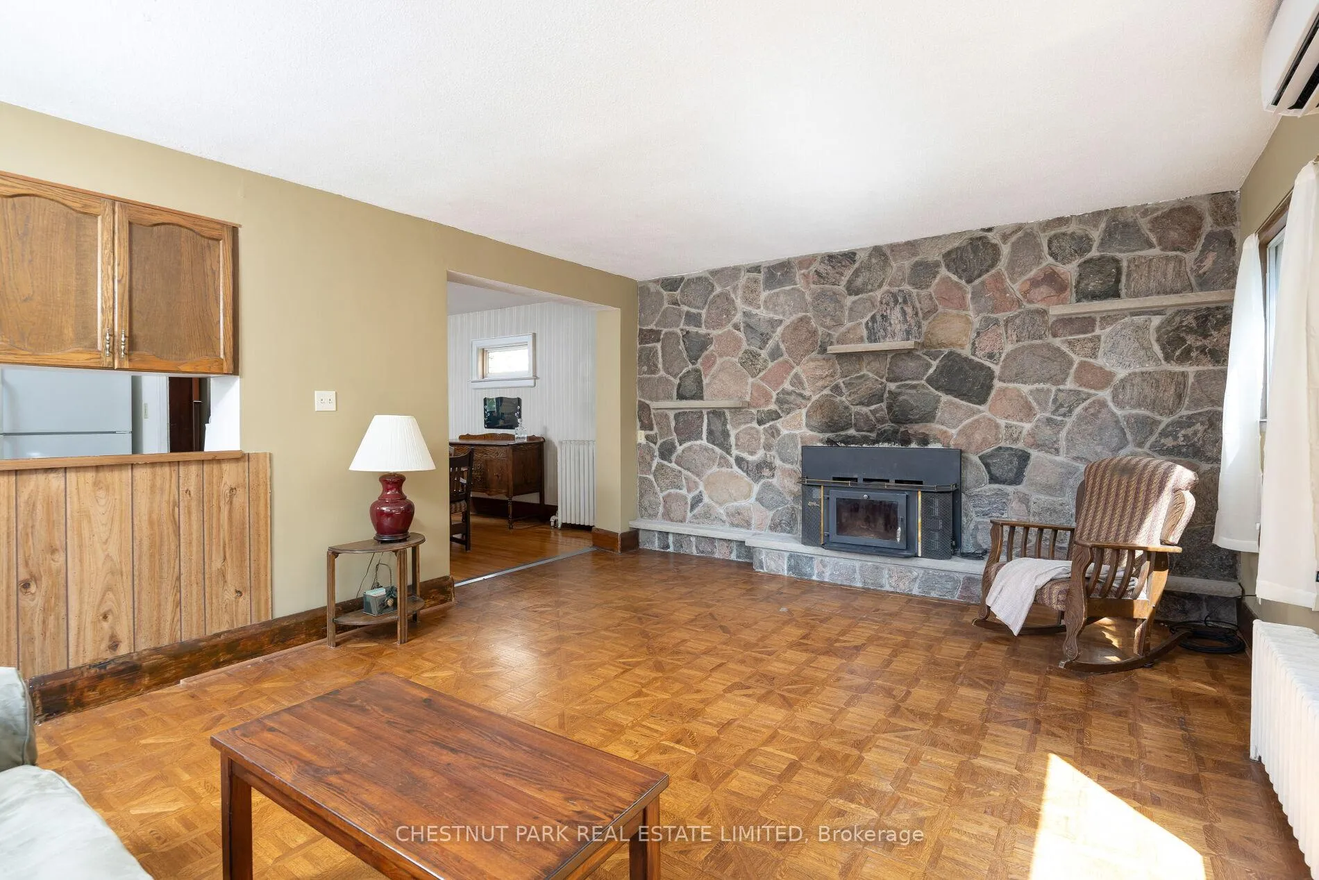 Photo 17 of 25 Maxwell Avenue, Toronto, Yonge-Eglinton — HOMEH