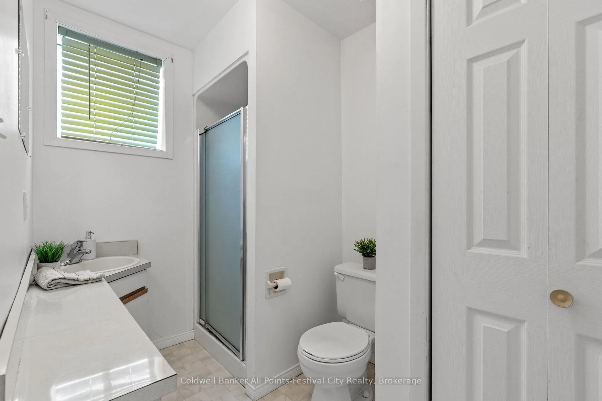 Photo 31 of 49 Carling Terrace, North Huron, Wingham — HOMEH