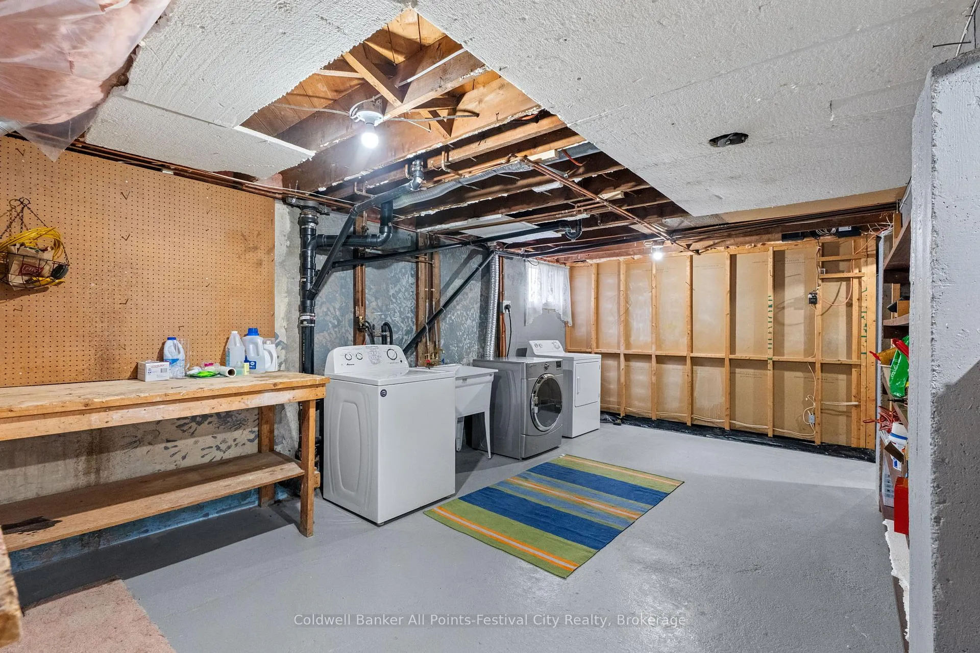 Photo 33 of 49 Carling Terrace, North Huron, Wingham — HOMEH