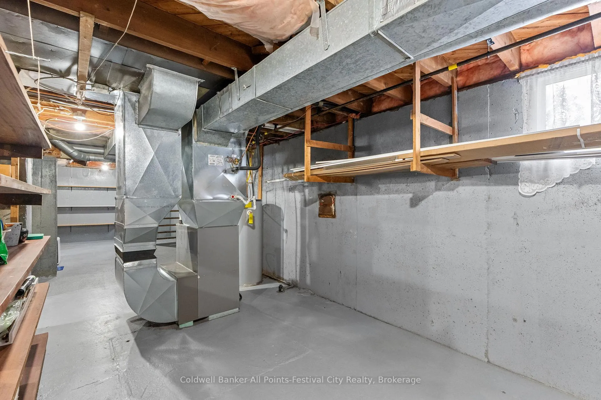 Photo 35 of 49 Carling Terrace, North Huron, Wingham — HOMEH