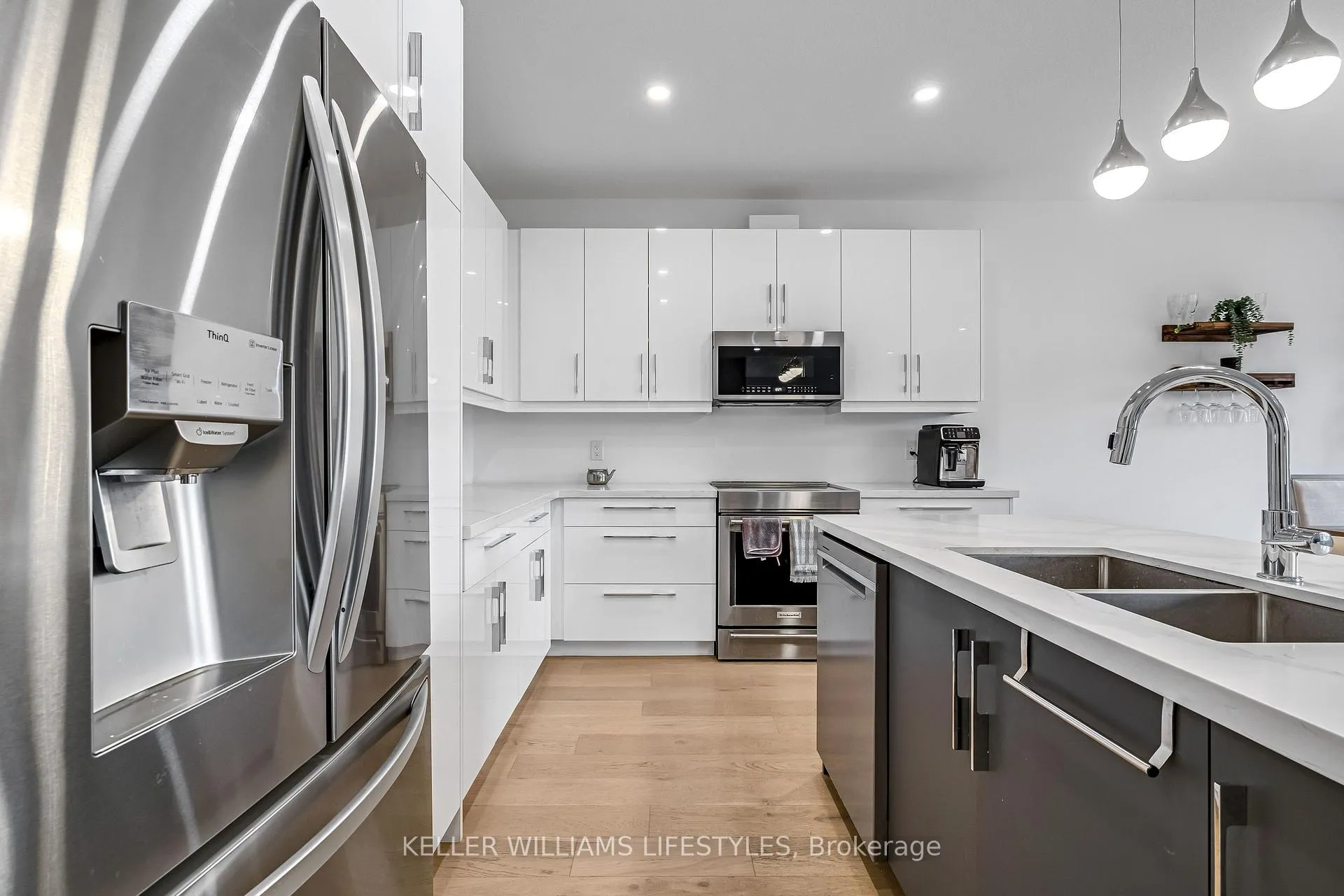 Photo 17 of 10 Mcneil Street, Strathroy-Caradoc, Mount Brydges — HOMEH