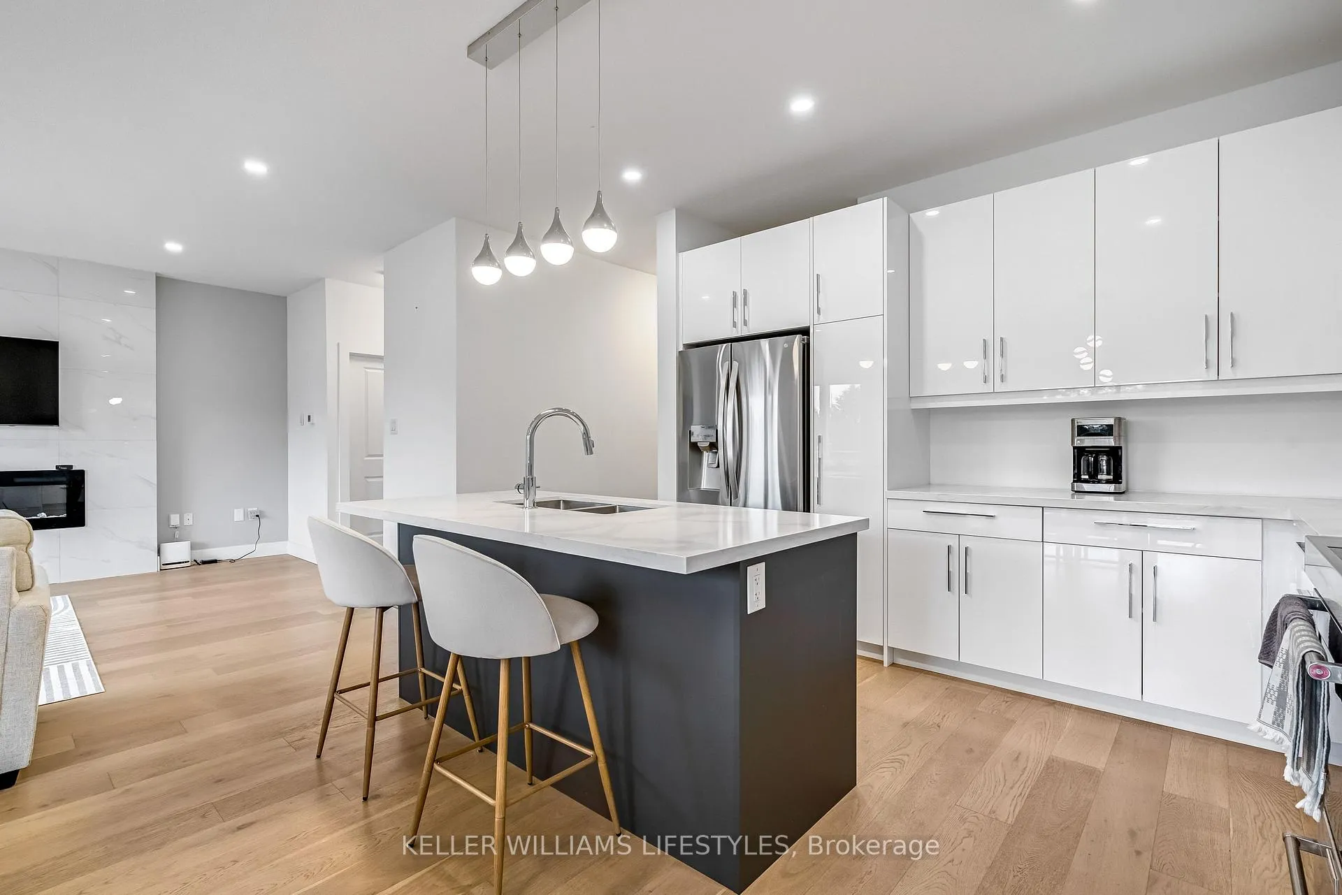 Photo 19 of 10 Mcneil Street, Strathroy-Caradoc, Mount Brydges — HOMEH
