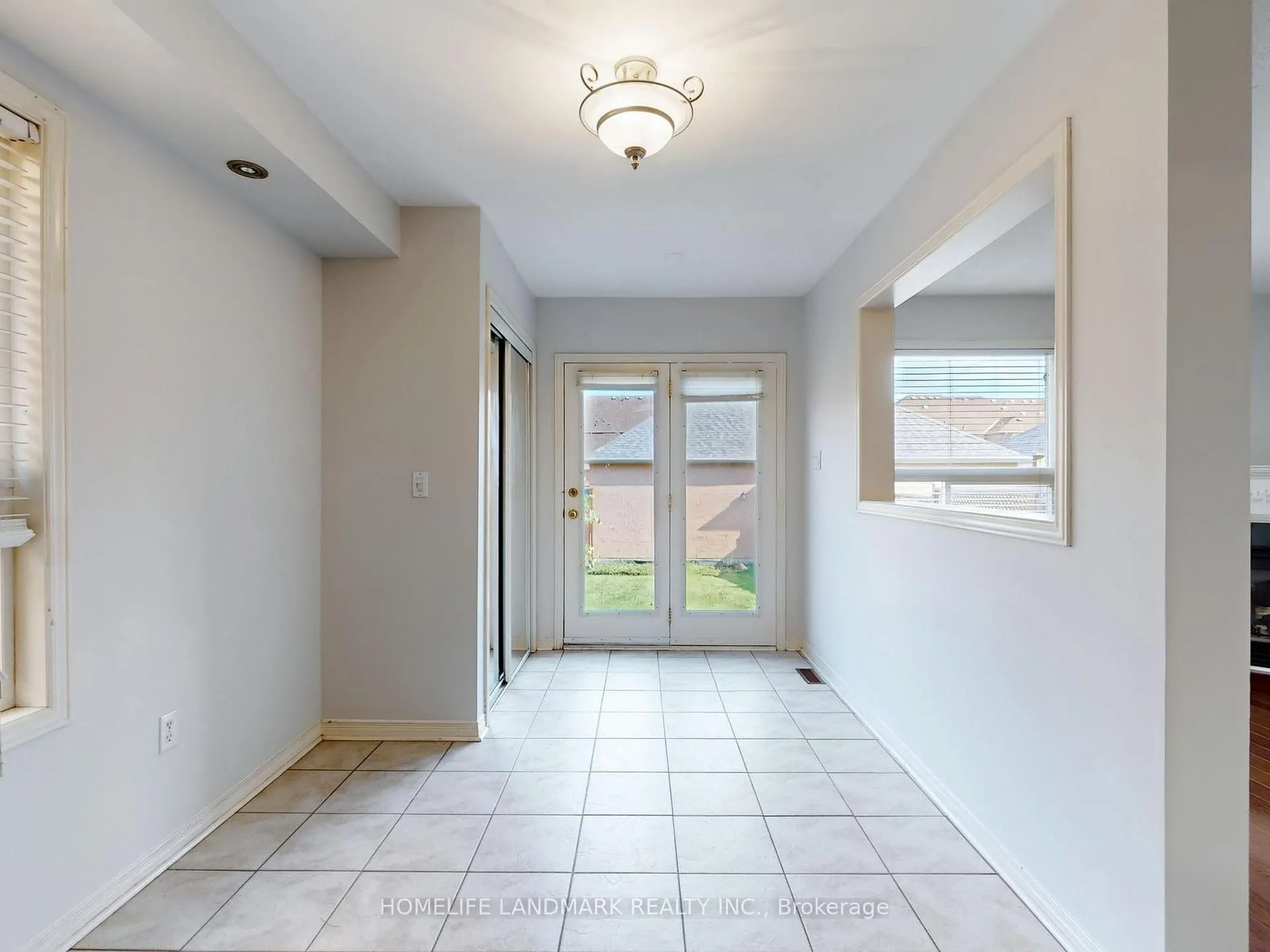 Photo 10 of 60 Cariglia Trail, Markham, Village Green-South Unionville — HOMEH