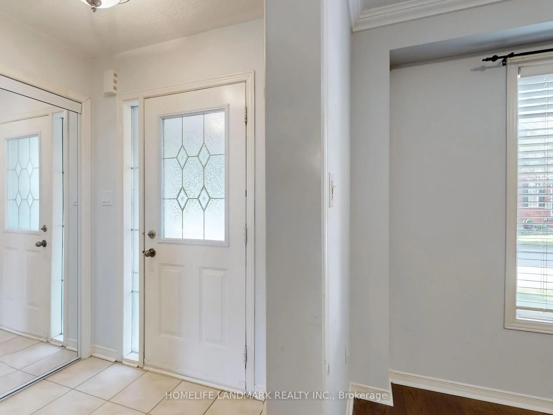 Photo 13 of 60 Cariglia Trail, Markham, Village Green-South Unionville — HOMEH
