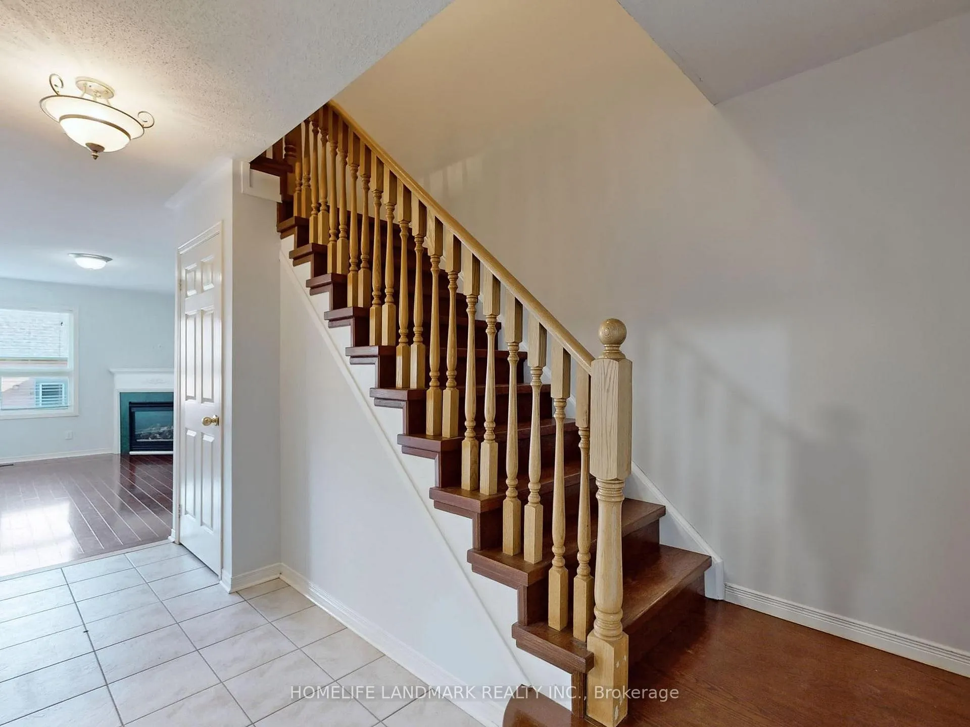 Photo 14 of 60 Cariglia Trail, Markham, Village Green-South Unionville — HOMEH