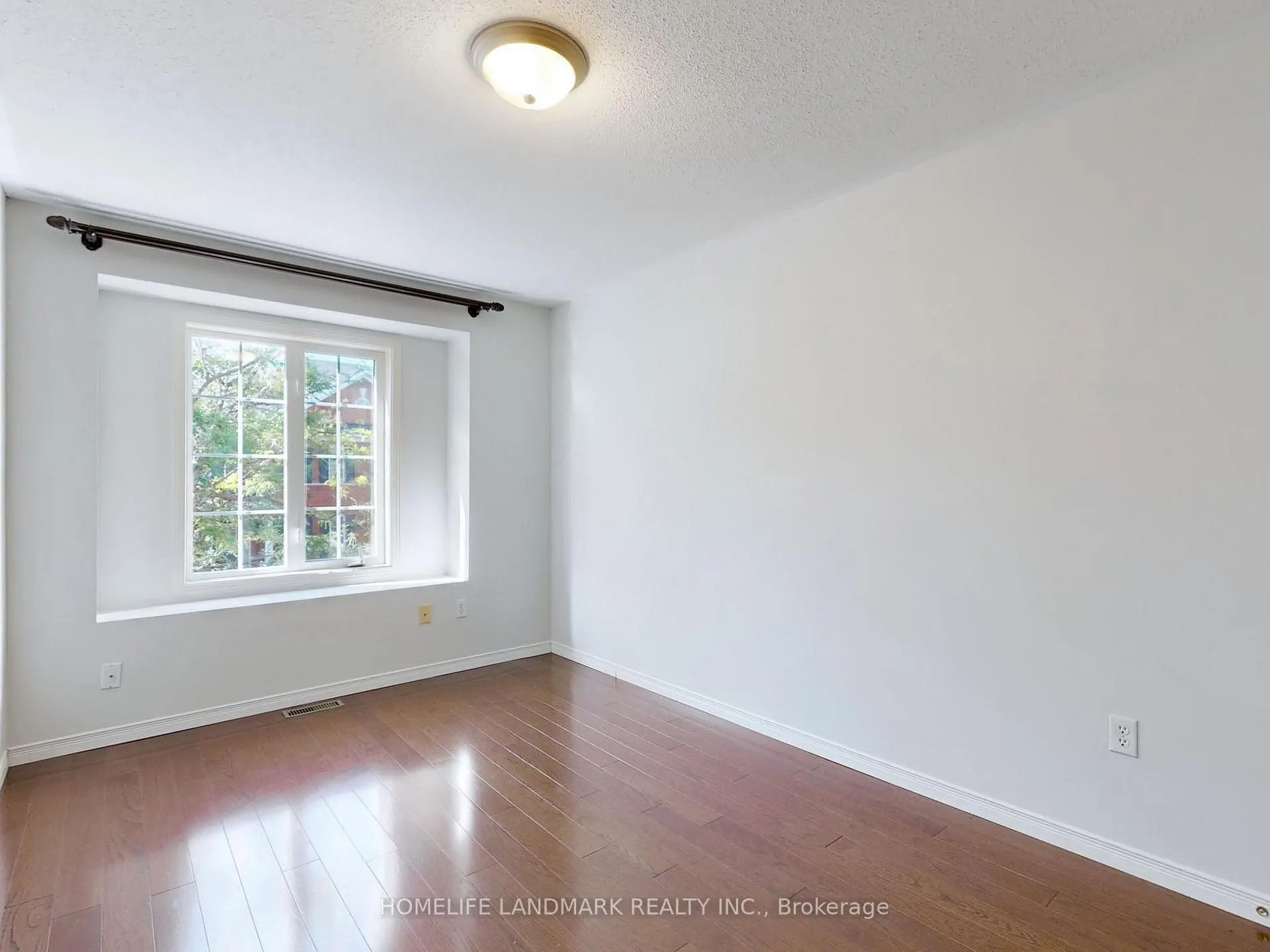 Photo 21 of 60 Cariglia Trail, Markham, Village Green-South Unionville — HOMEH